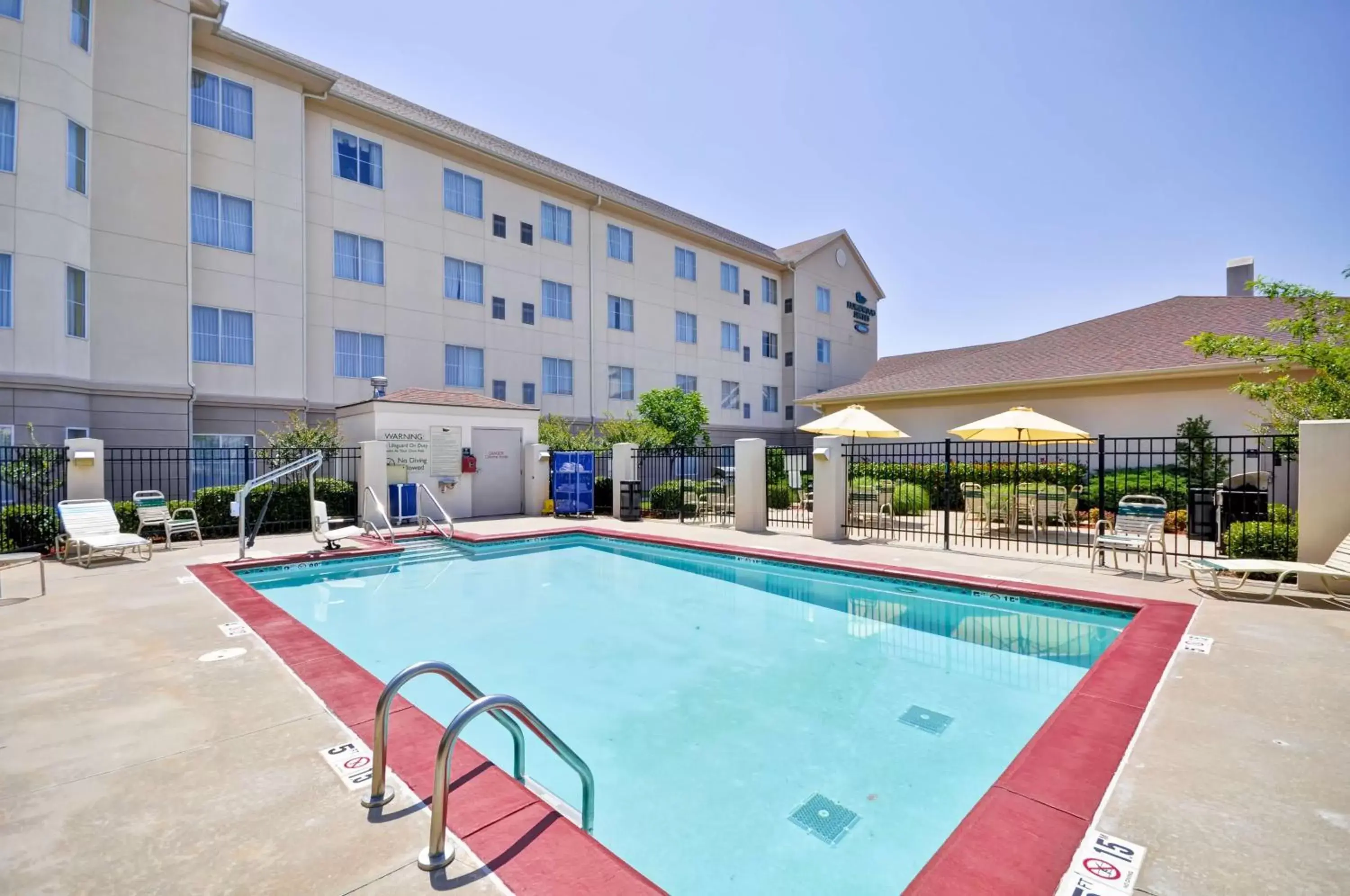 Pool view, Swimming Pool in Homewood Suites by Hilton Tulsa-South