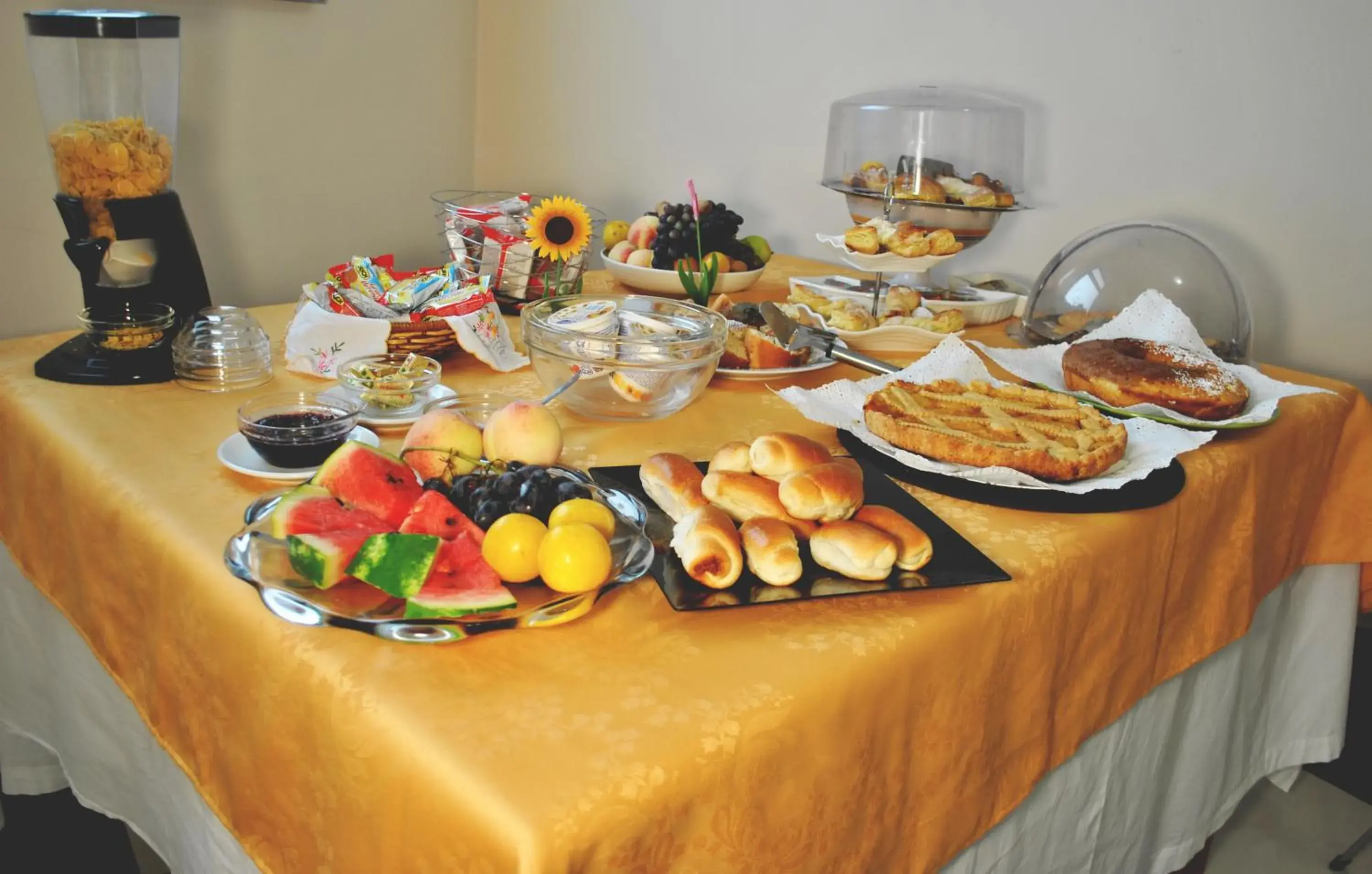 Restaurant/places to eat in Hotel Columbia Restaurant/places to eat in Hotel Columbia