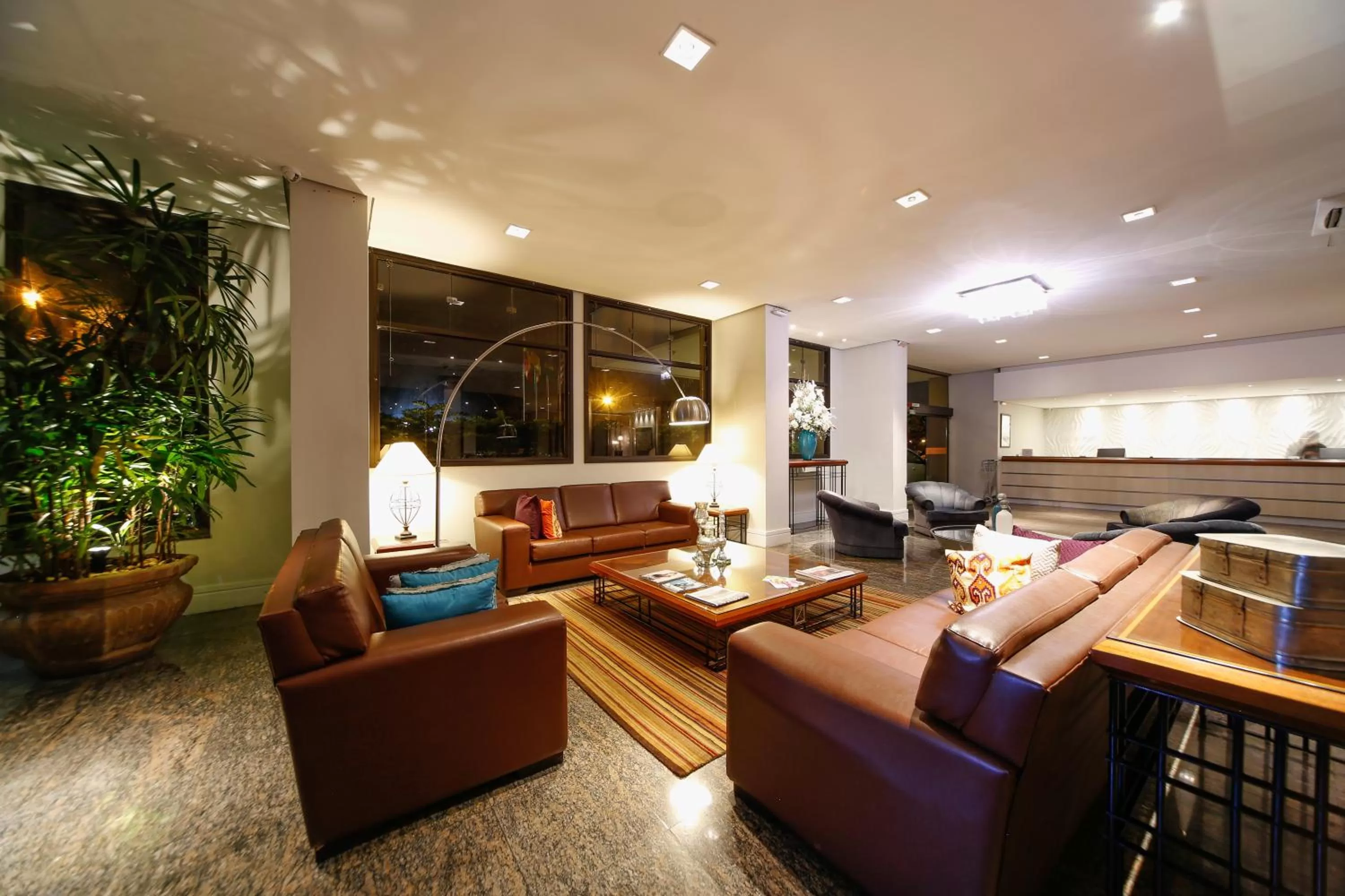 Living room in Sorocaba Park Hotel by Atlantica