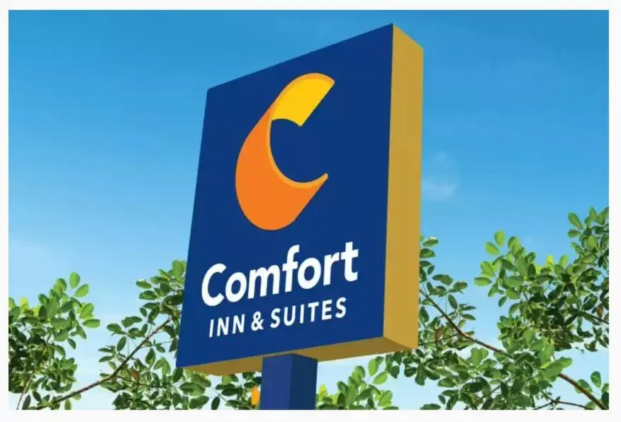 Property Logo/Sign in Comfort Inn & Suites Mt Rushmore