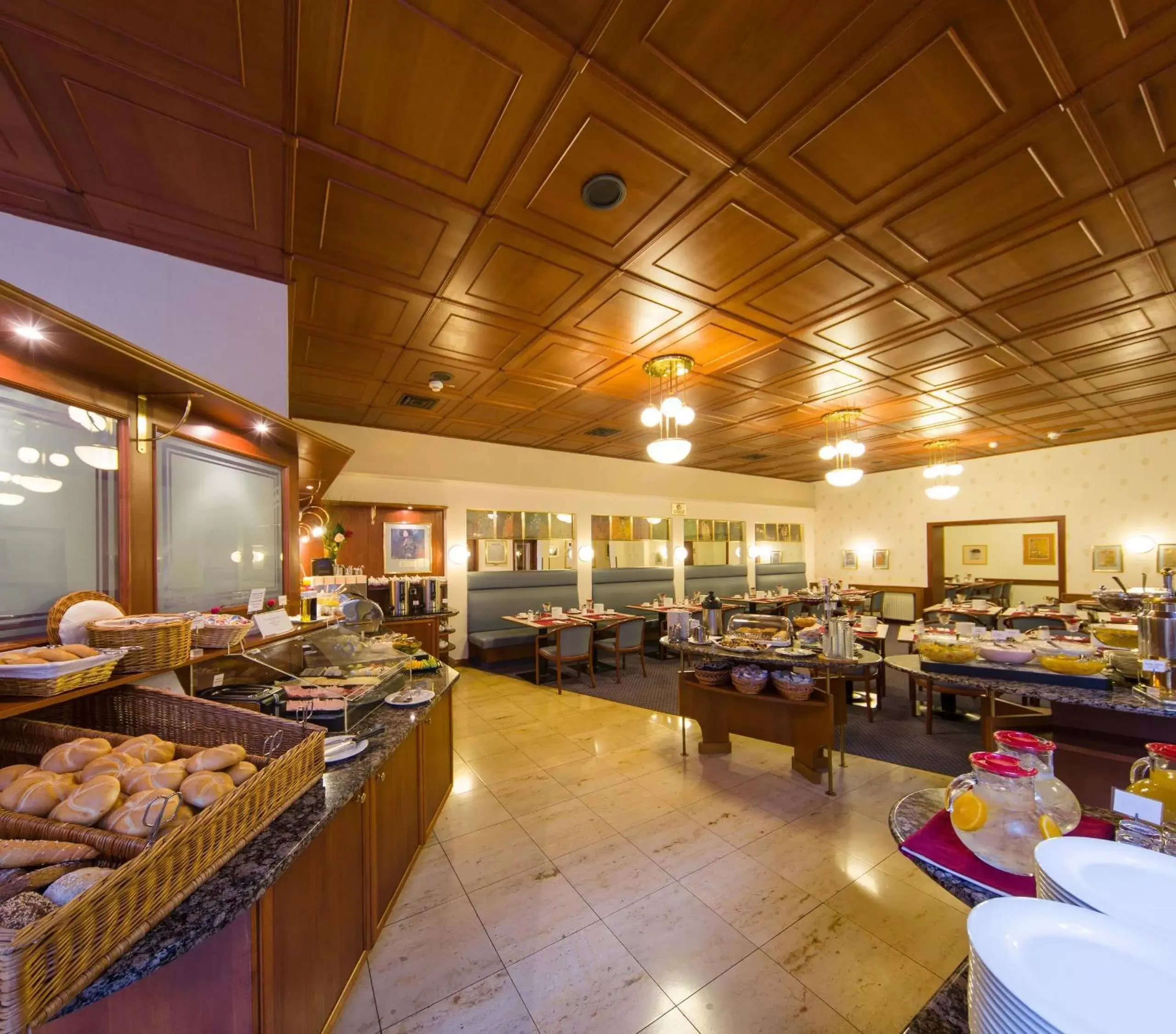 Buffet breakfast, Restaurant/Places to Eat in Austria Classic Hotel Wien