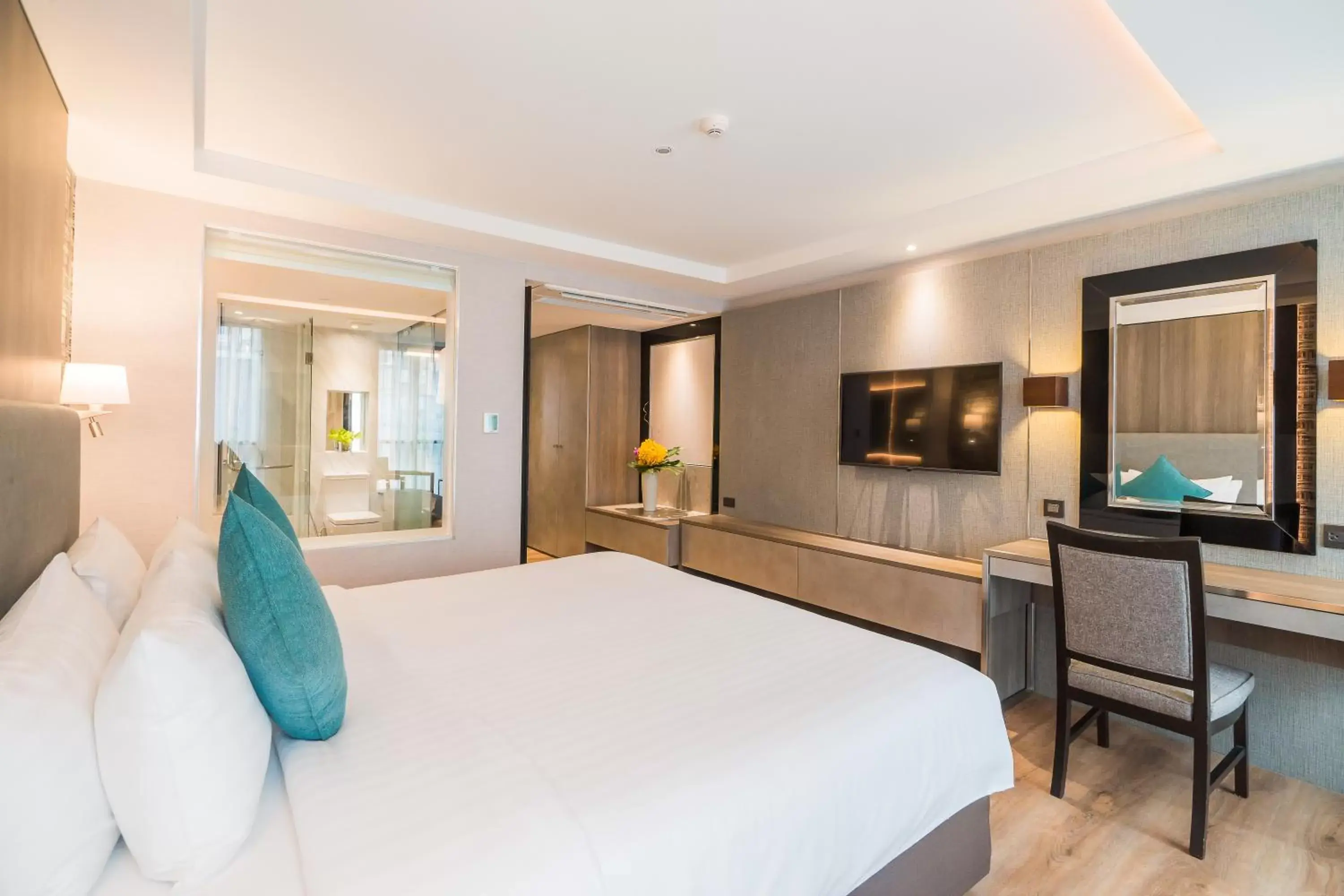 Bed in Citrus Suites Sukhumvit 6 by Compass Hospitality