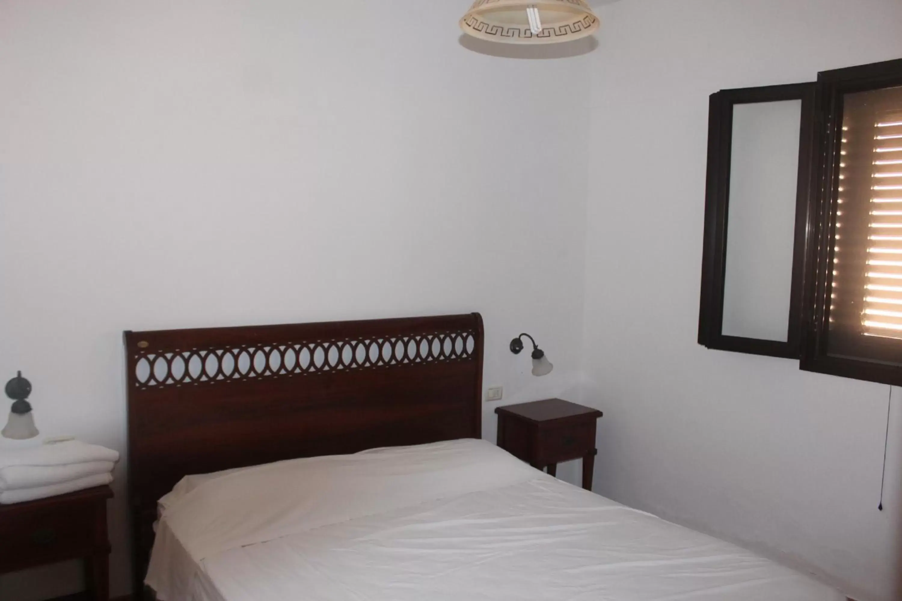 Patio, Bed in Residence Hotel Torresilvana