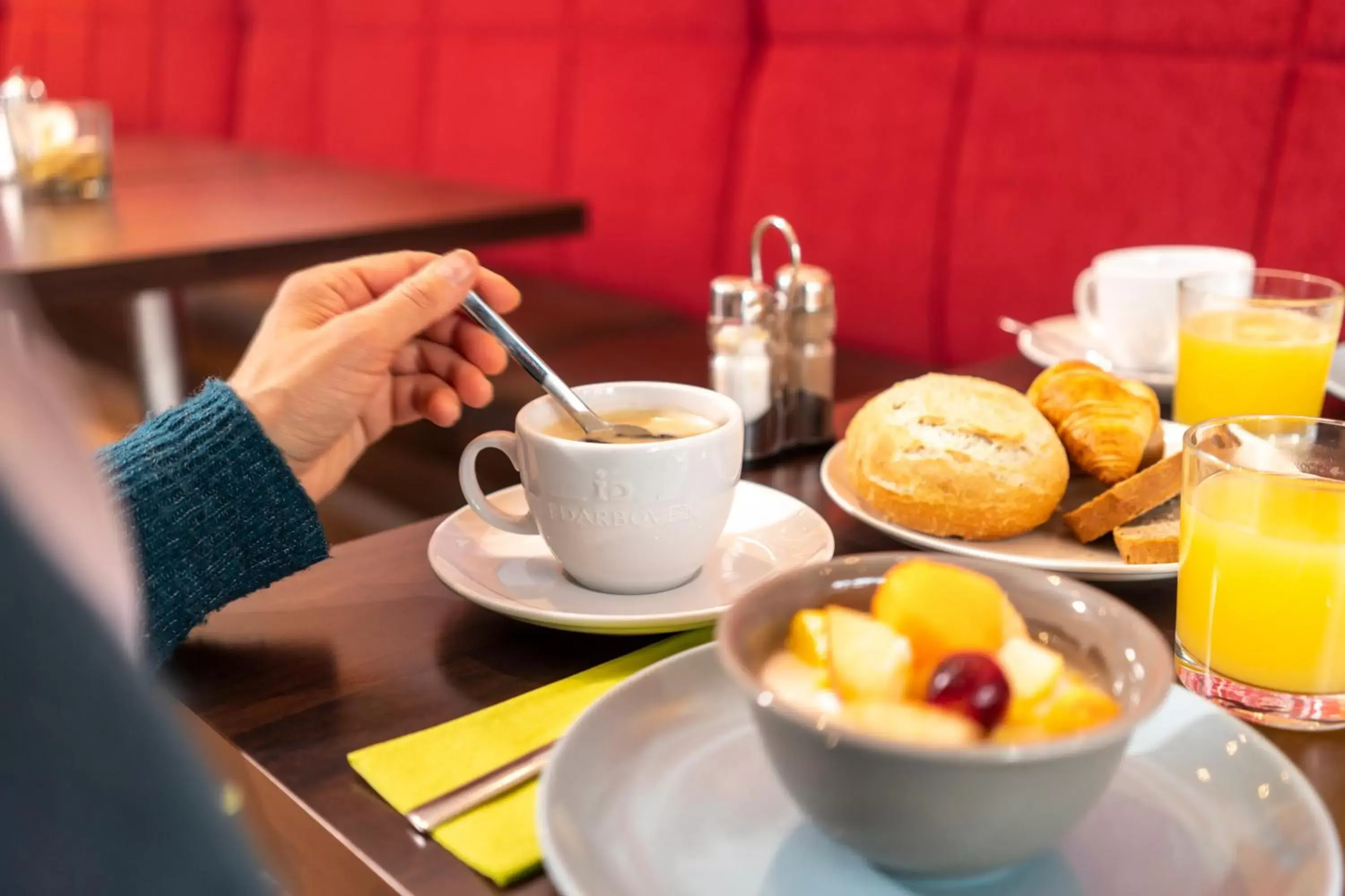 Breakfast in ibis Styles Hamburg Alster City Breakfast in ibis Styles Hamburg Alster City