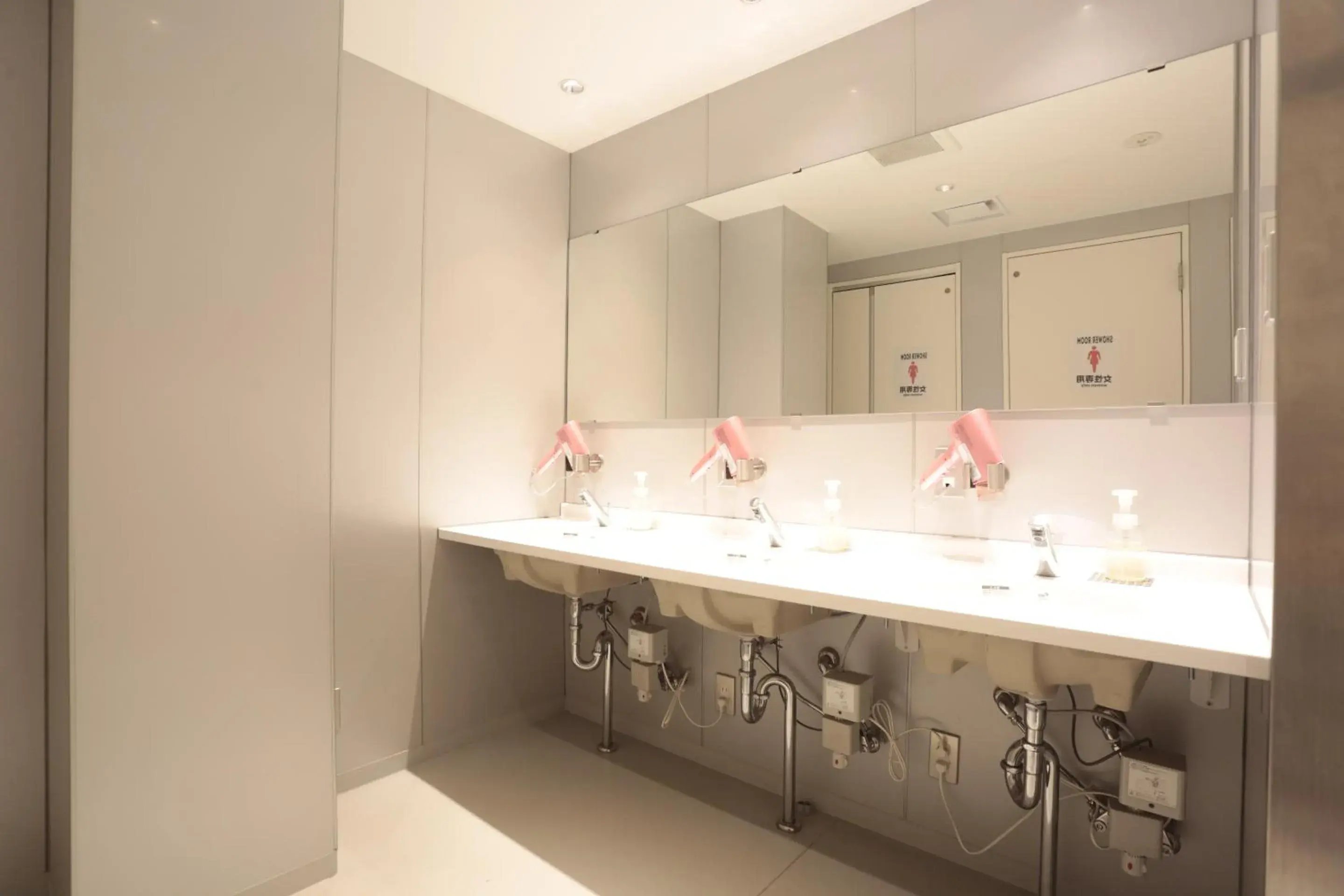 Lounge or bar in Hotel Sunplaza 2 Lounge or bar in Hotel Sunplaza 2