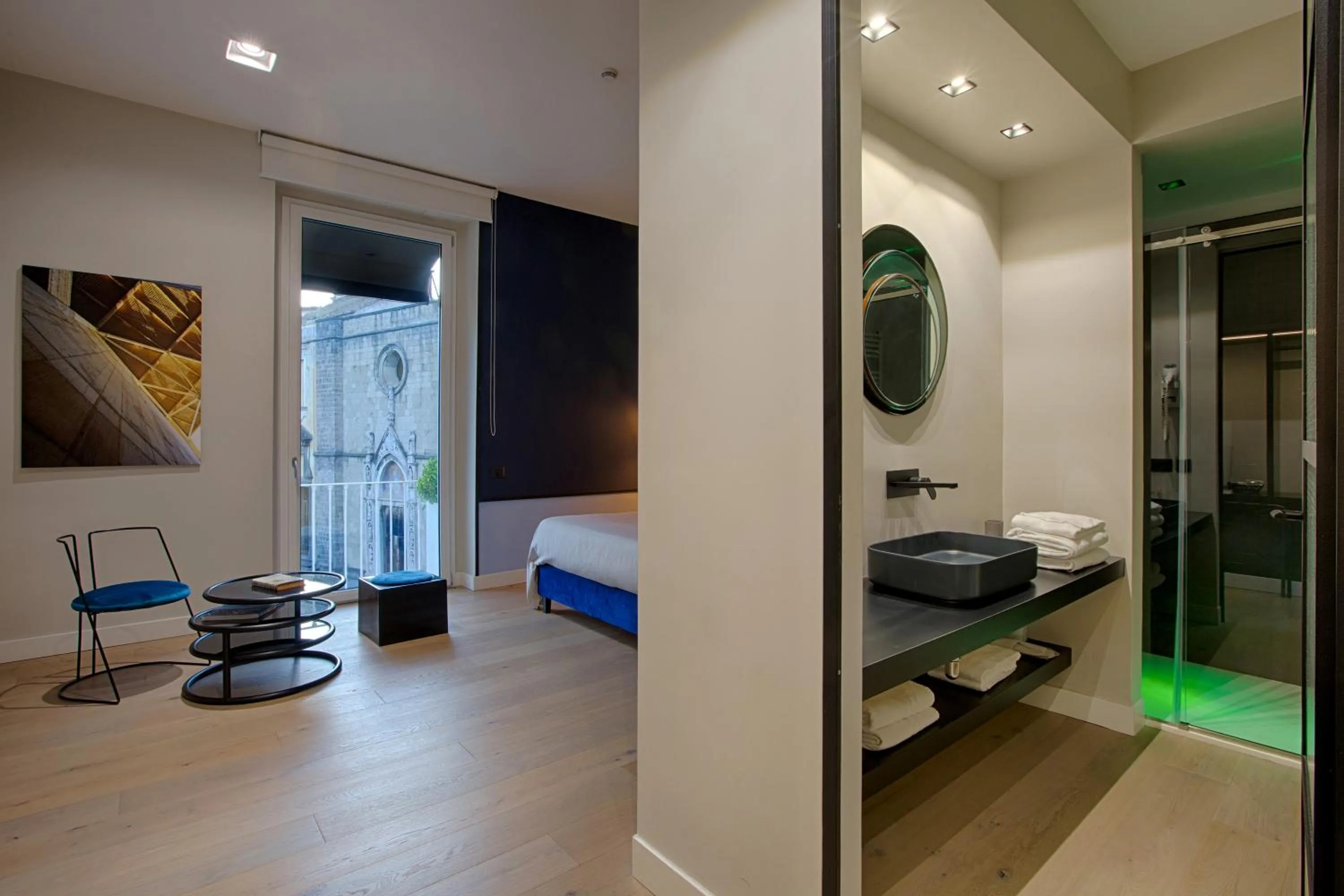 Bathroom, Bed in Casa Pacifico Napoli