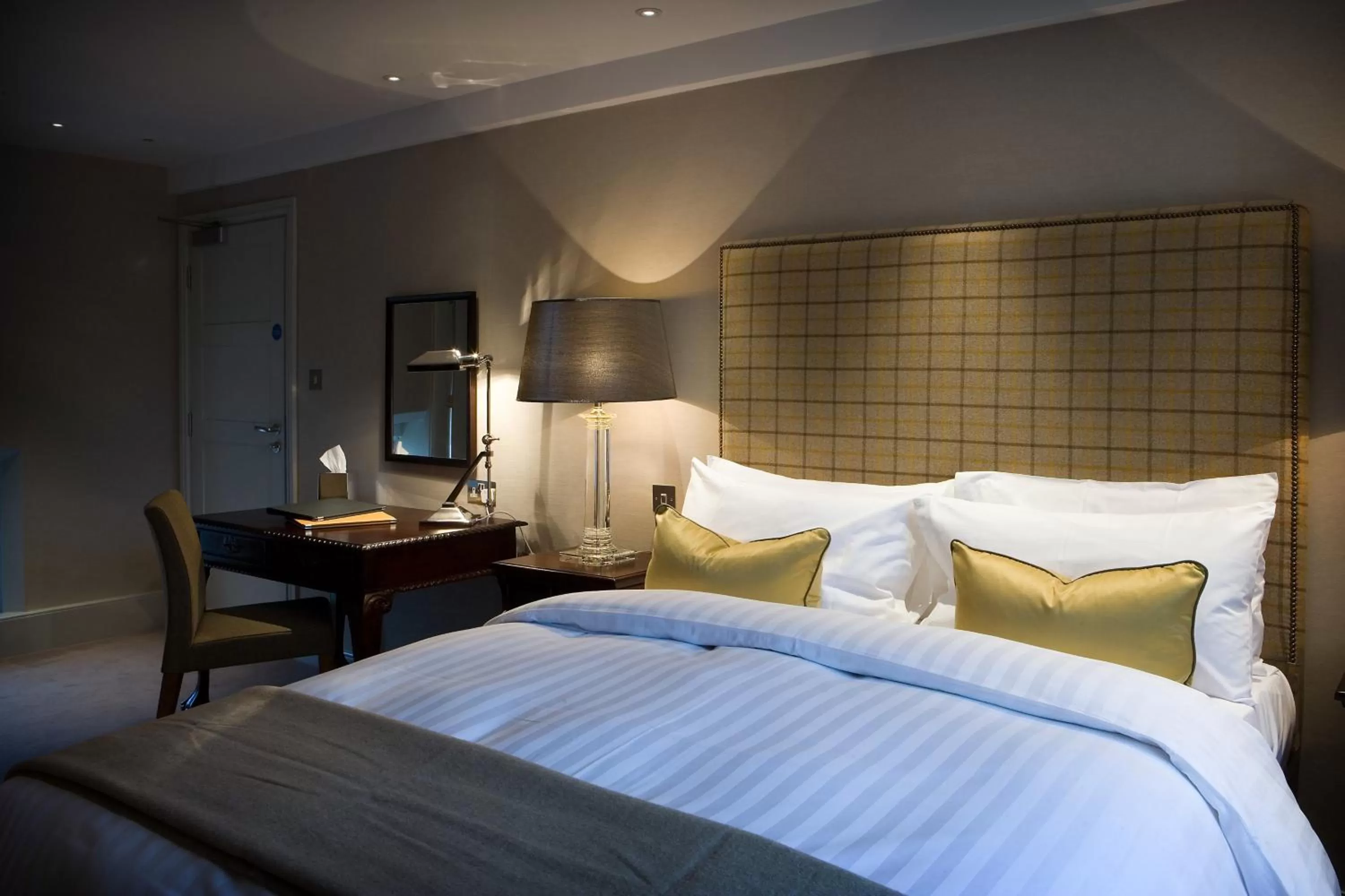 Bed in Castle Hotel & Apartments