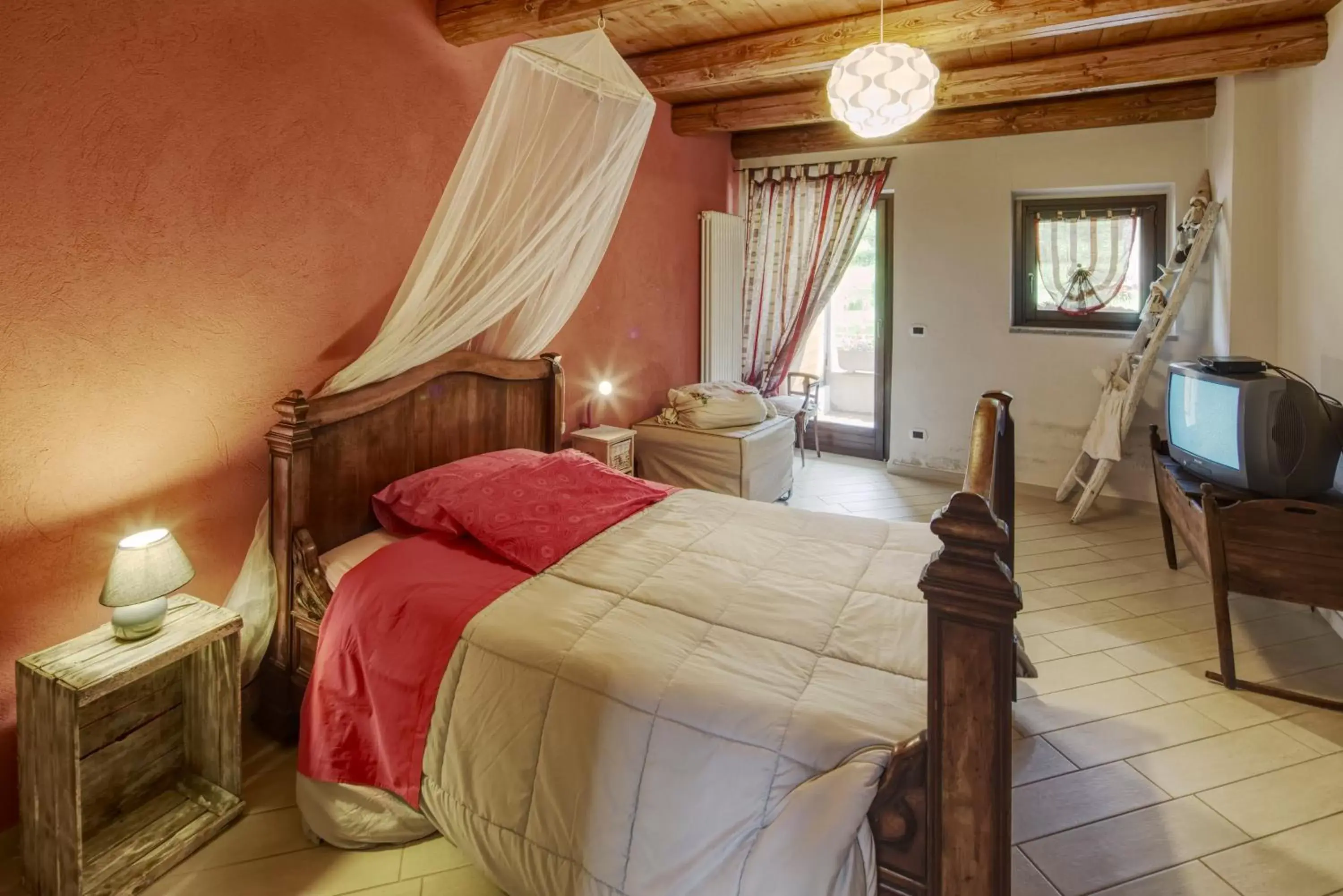 Bed in Bed and Breakfast Ca D'Pandin