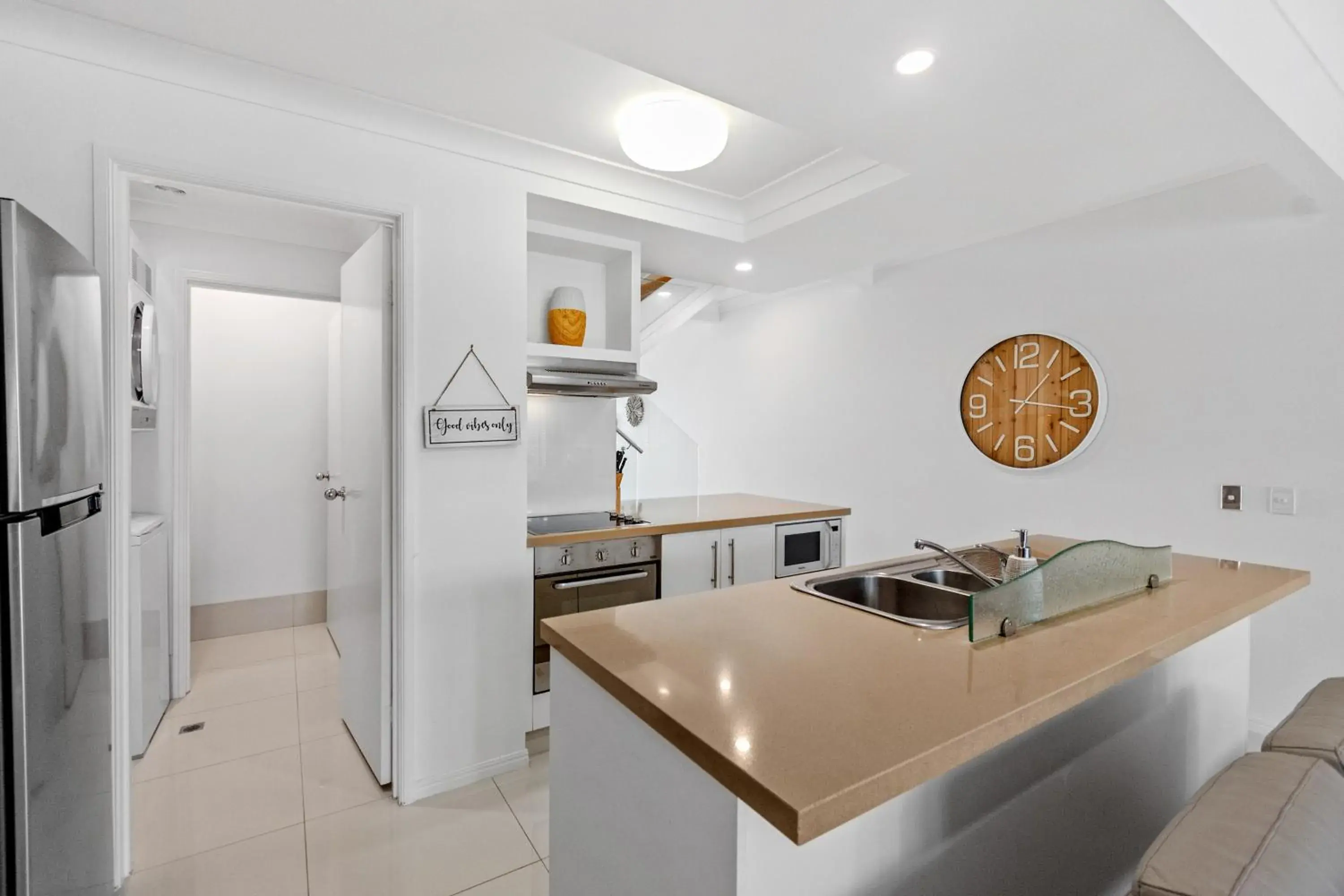 Kitchen/Kitchenette in Noosa Entrance Waterfront Resort