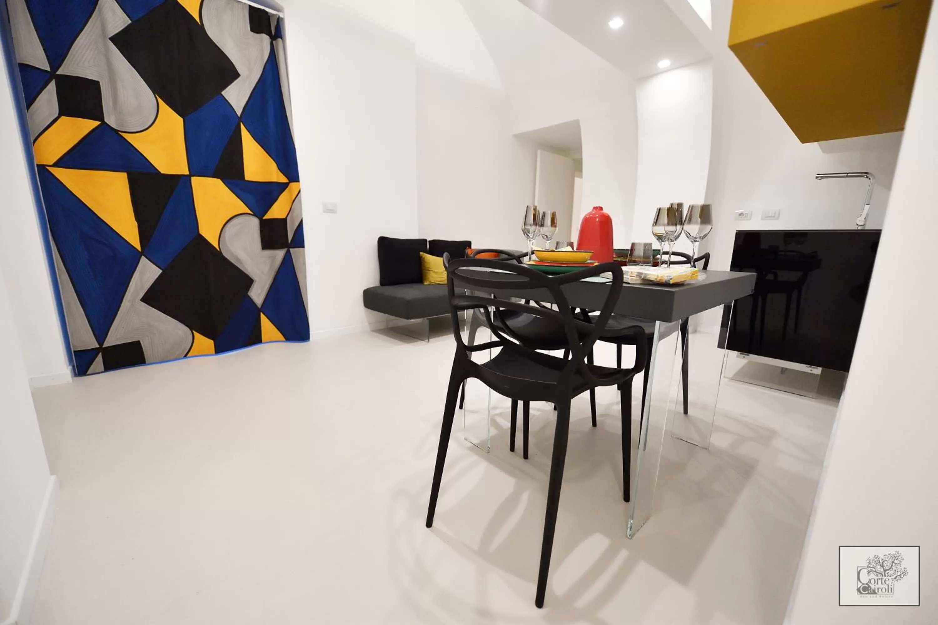 Dining Area in Corte Cairoli B&B and Suites