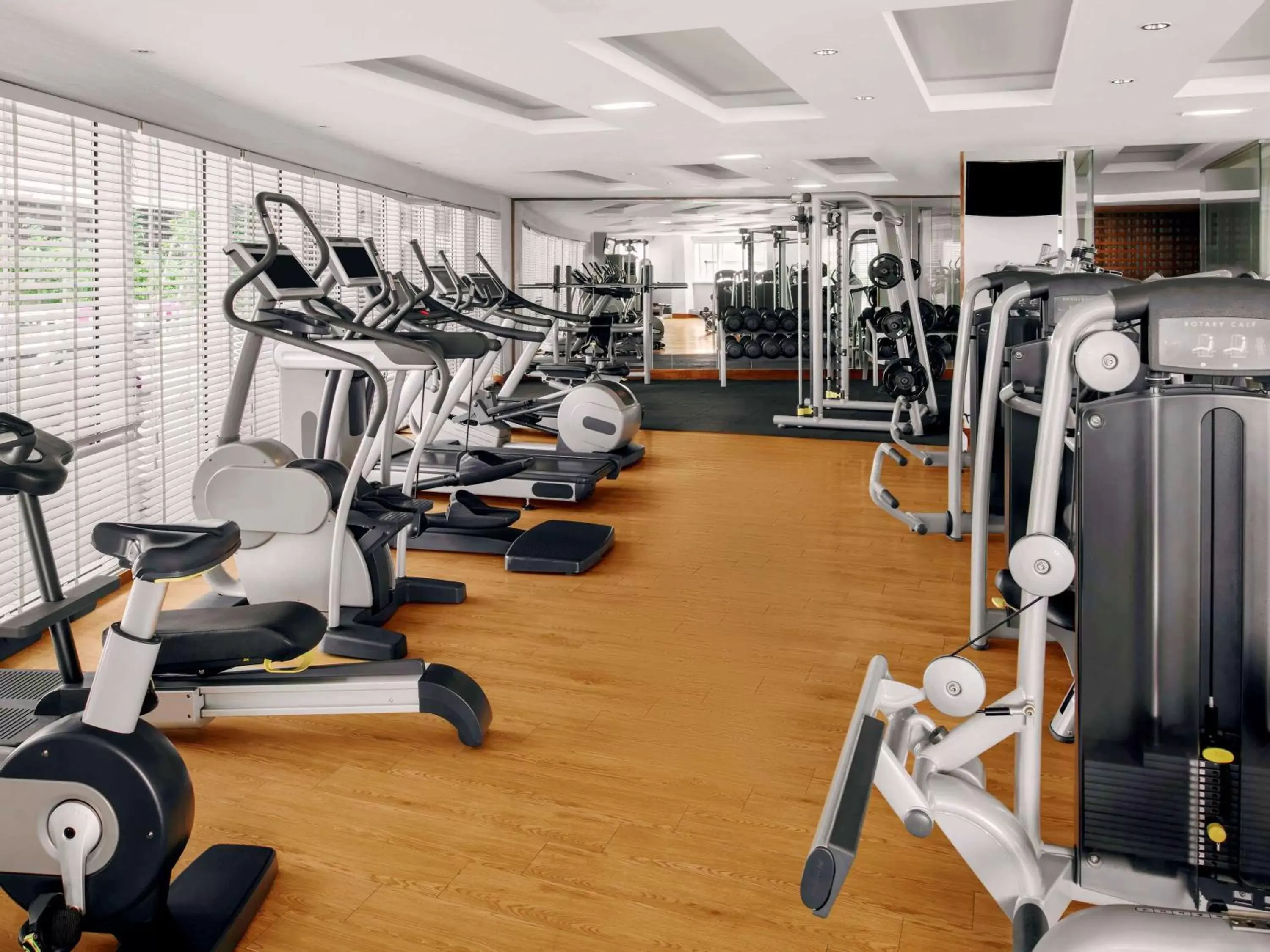 Spa and wellness centre/facilities, Fitness Center/Facilities in Novotel Dubai Al Barsha