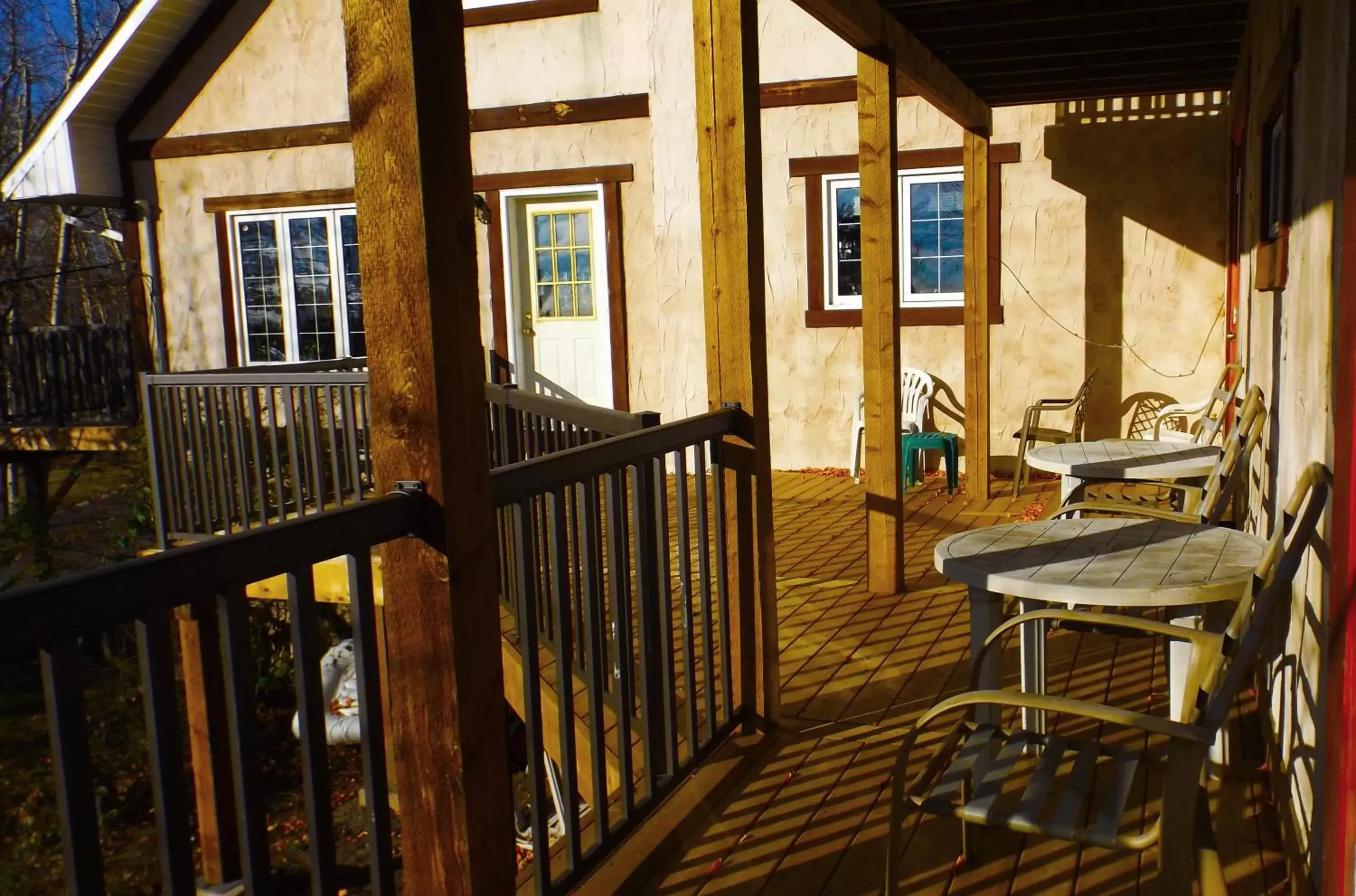 Balcony/Terrace in Timberland Inn