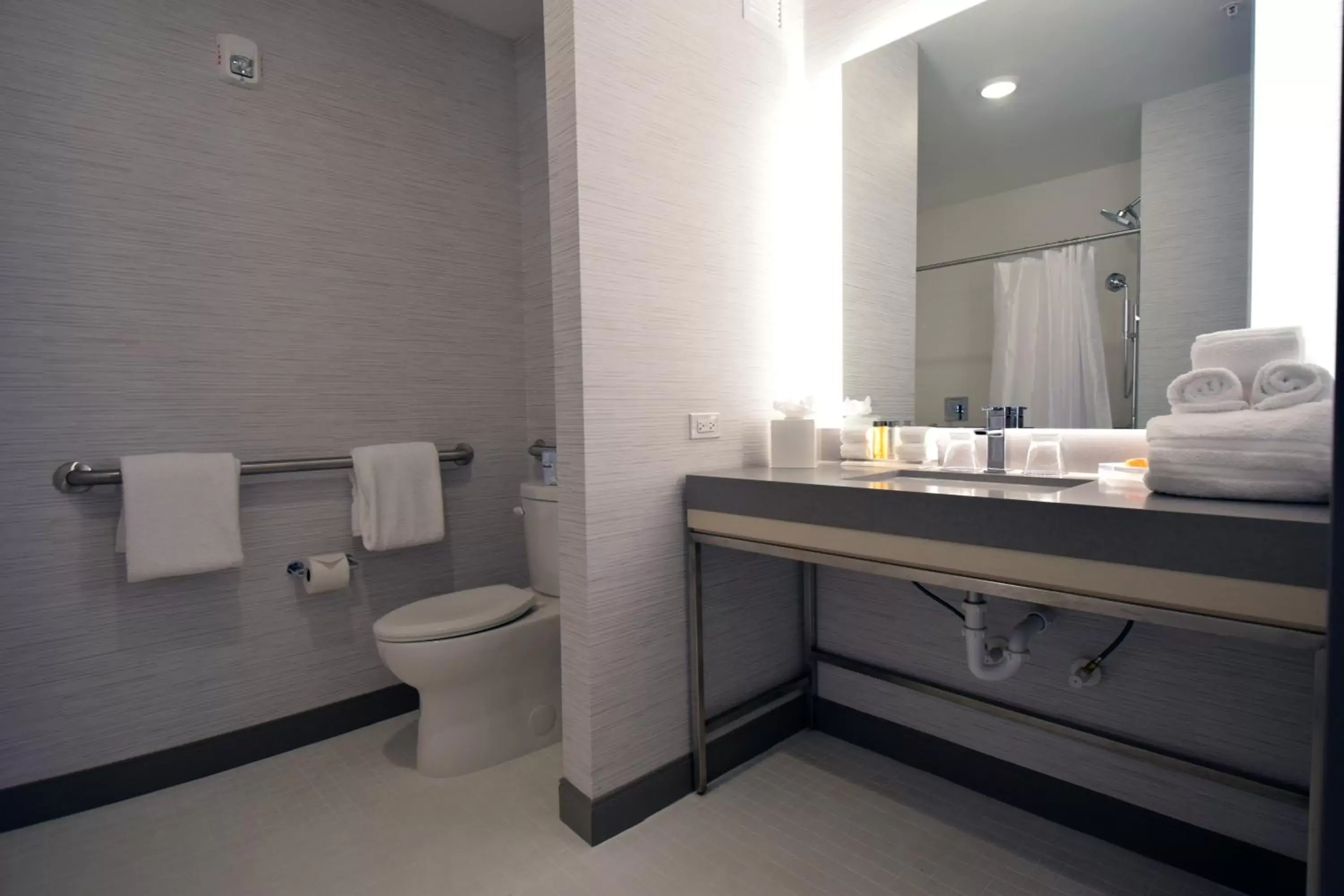 Bathroom in Legacy Hotel at IMG Academy
