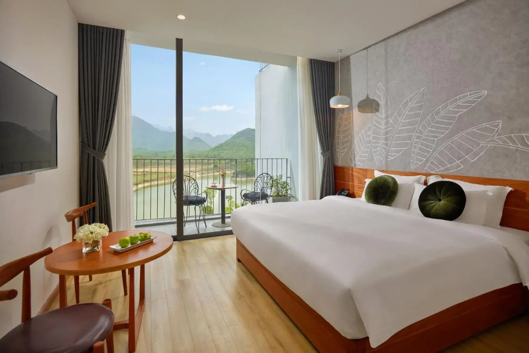 Bed, Mountain View in Wyndham Grand Vedana Ninh Binh Resort