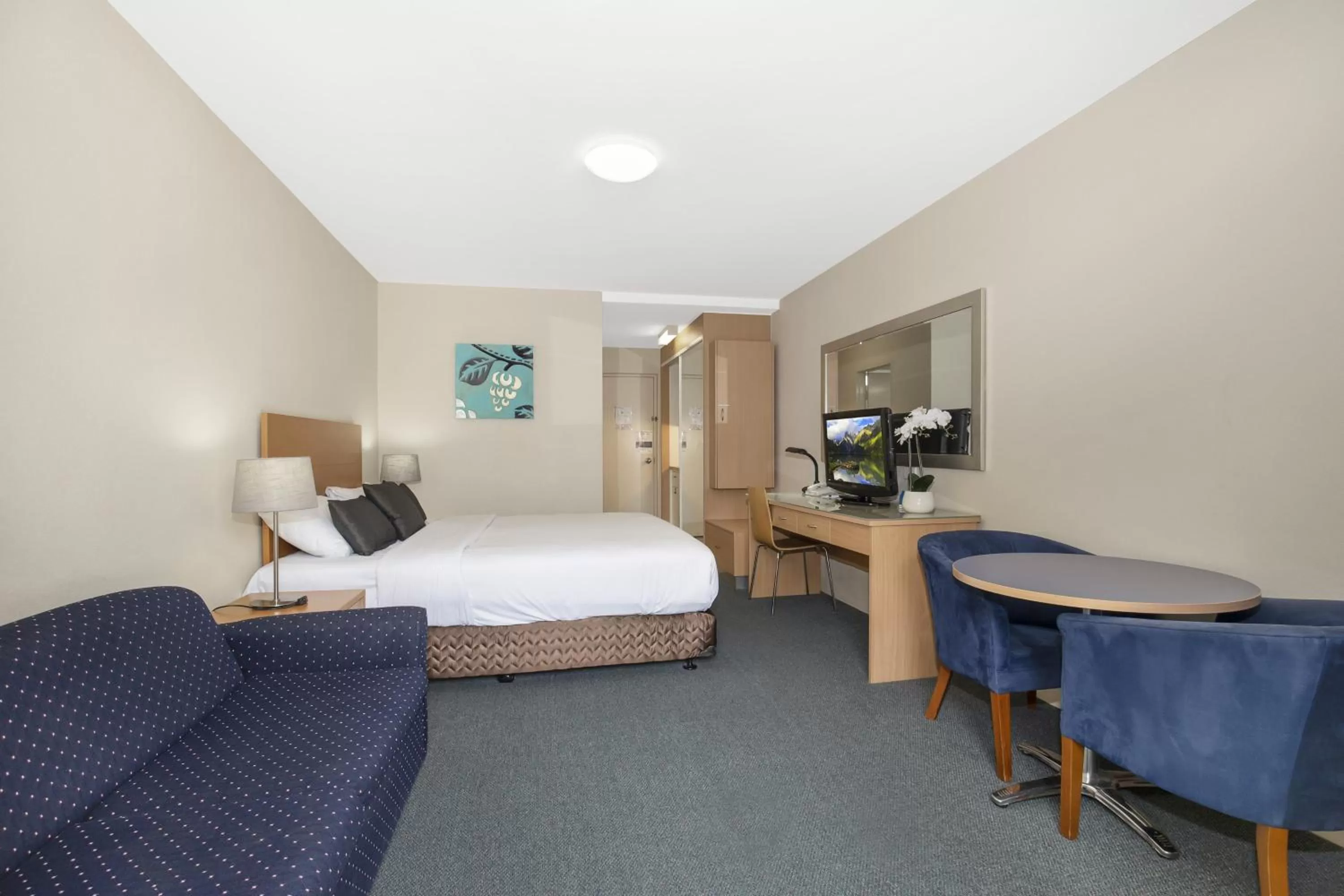 Bed in Best Western Airport 85 Motel