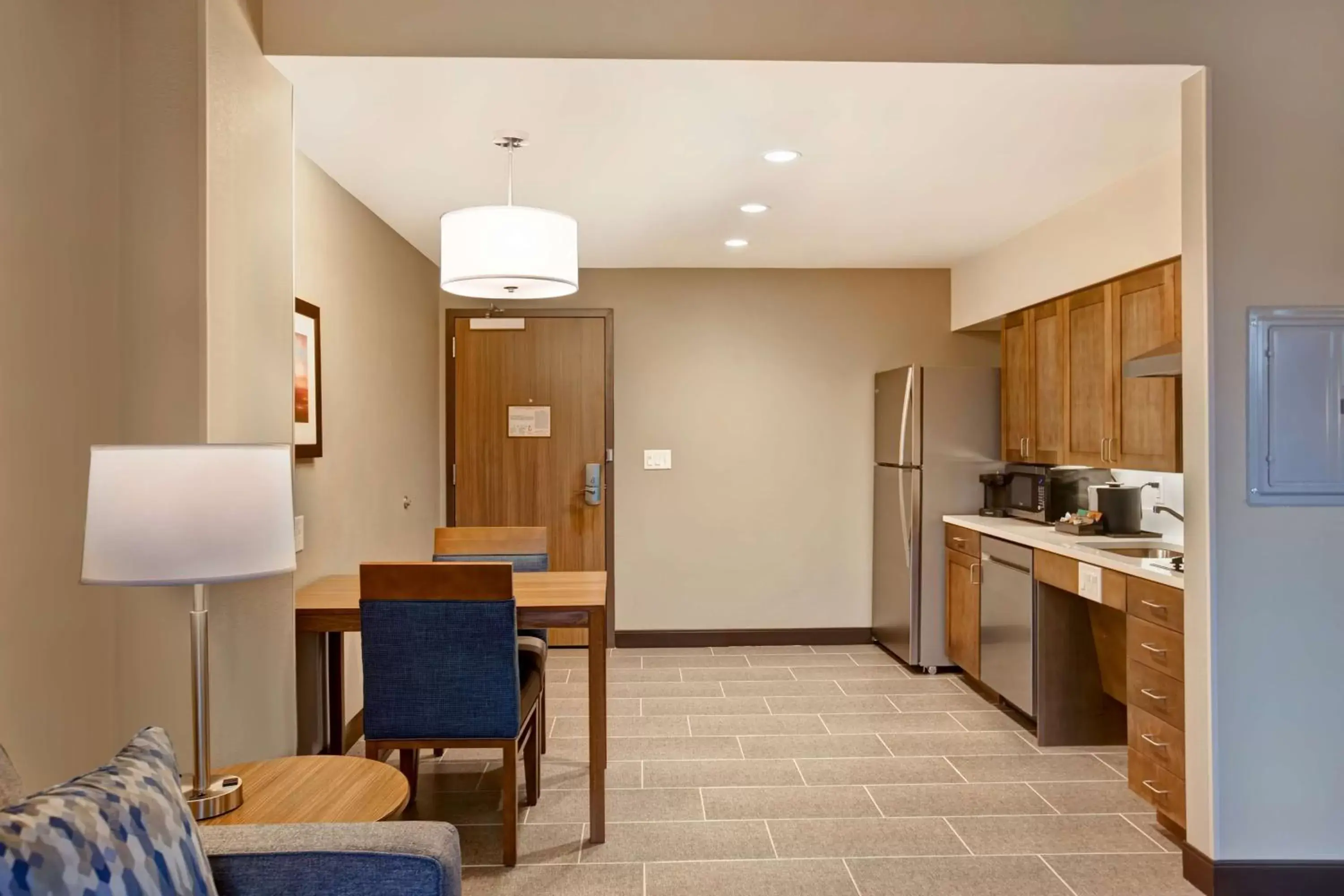 Kitchen or kitchenette, Kitchen/Kitchenette in Homewood Suites By Hilton Summerville