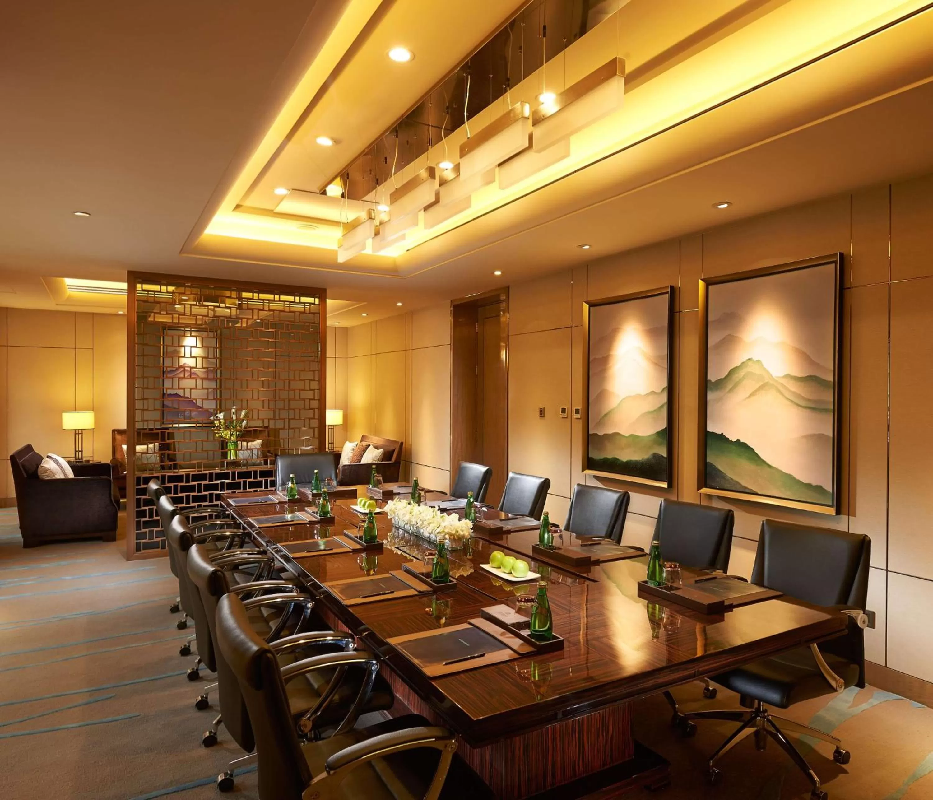 Meeting/conference room in Hilton Zhengzhou