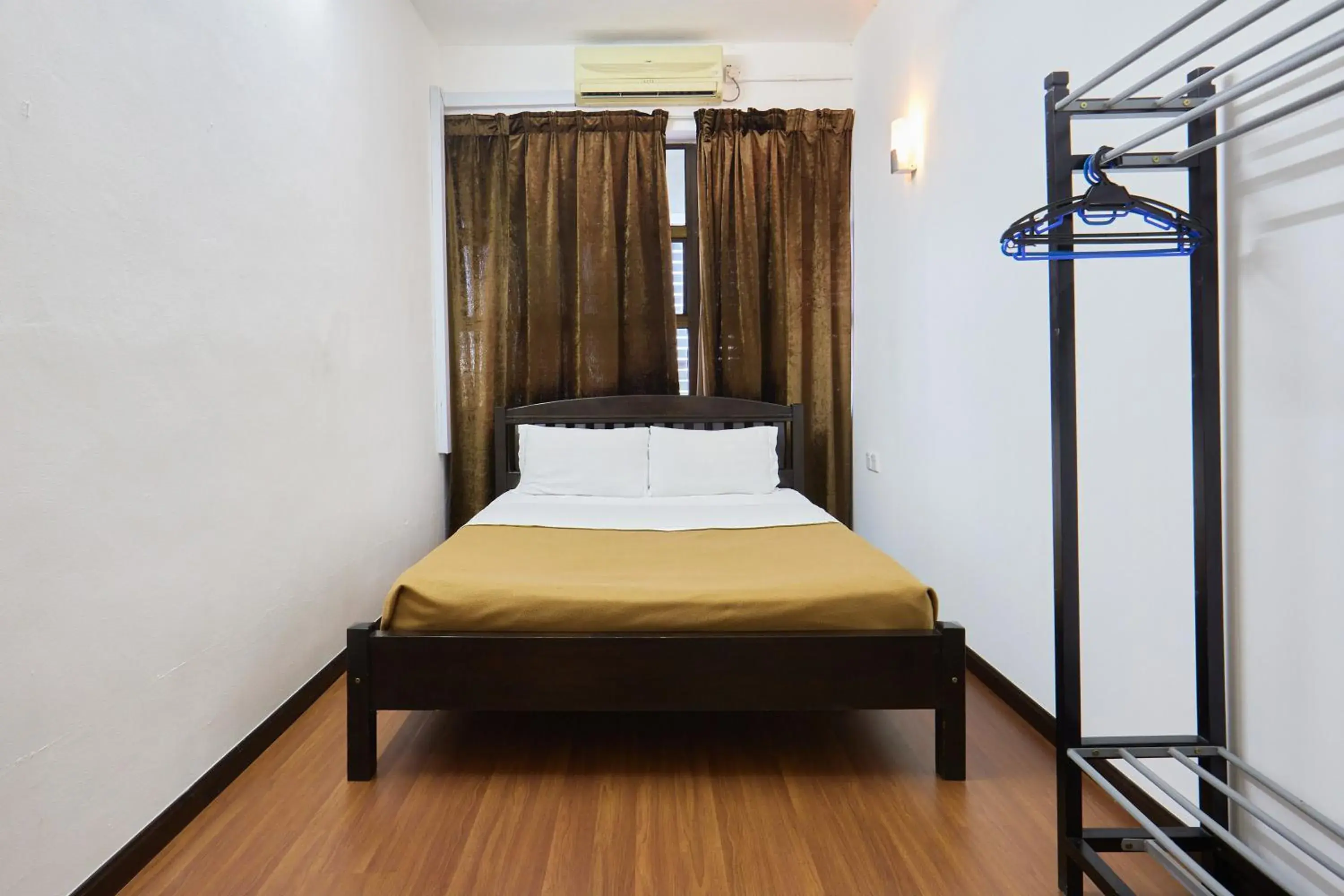 Bed in Uncle Guest House