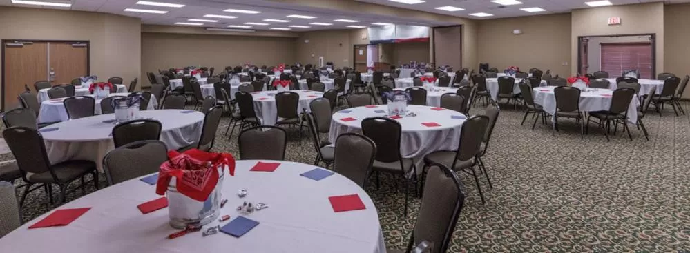 Banquet/Function facilities in Supertel Inn & Conference Center