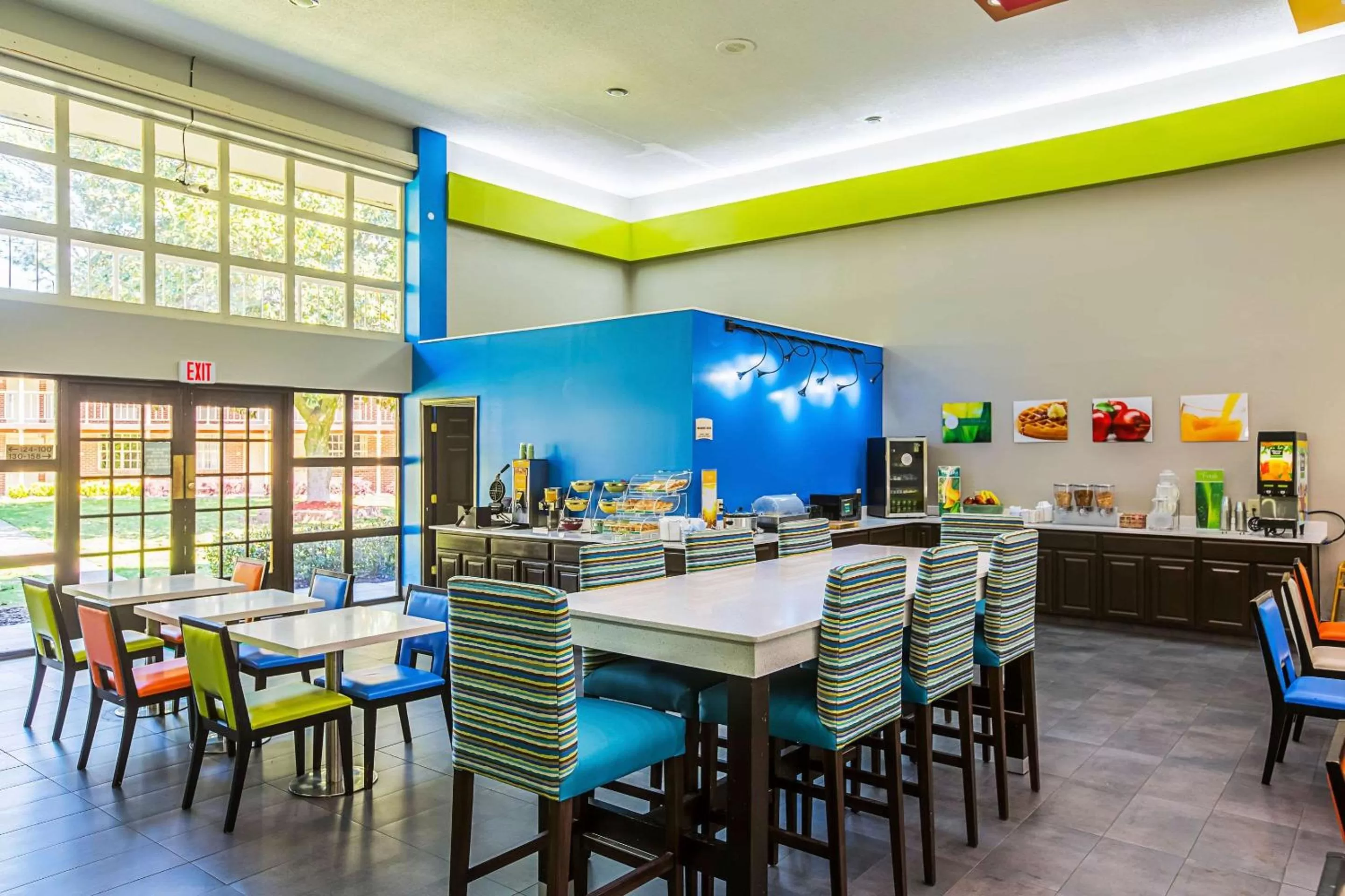 Restaurant/places to eat in Quality Inn Atlanta Northeast I-85