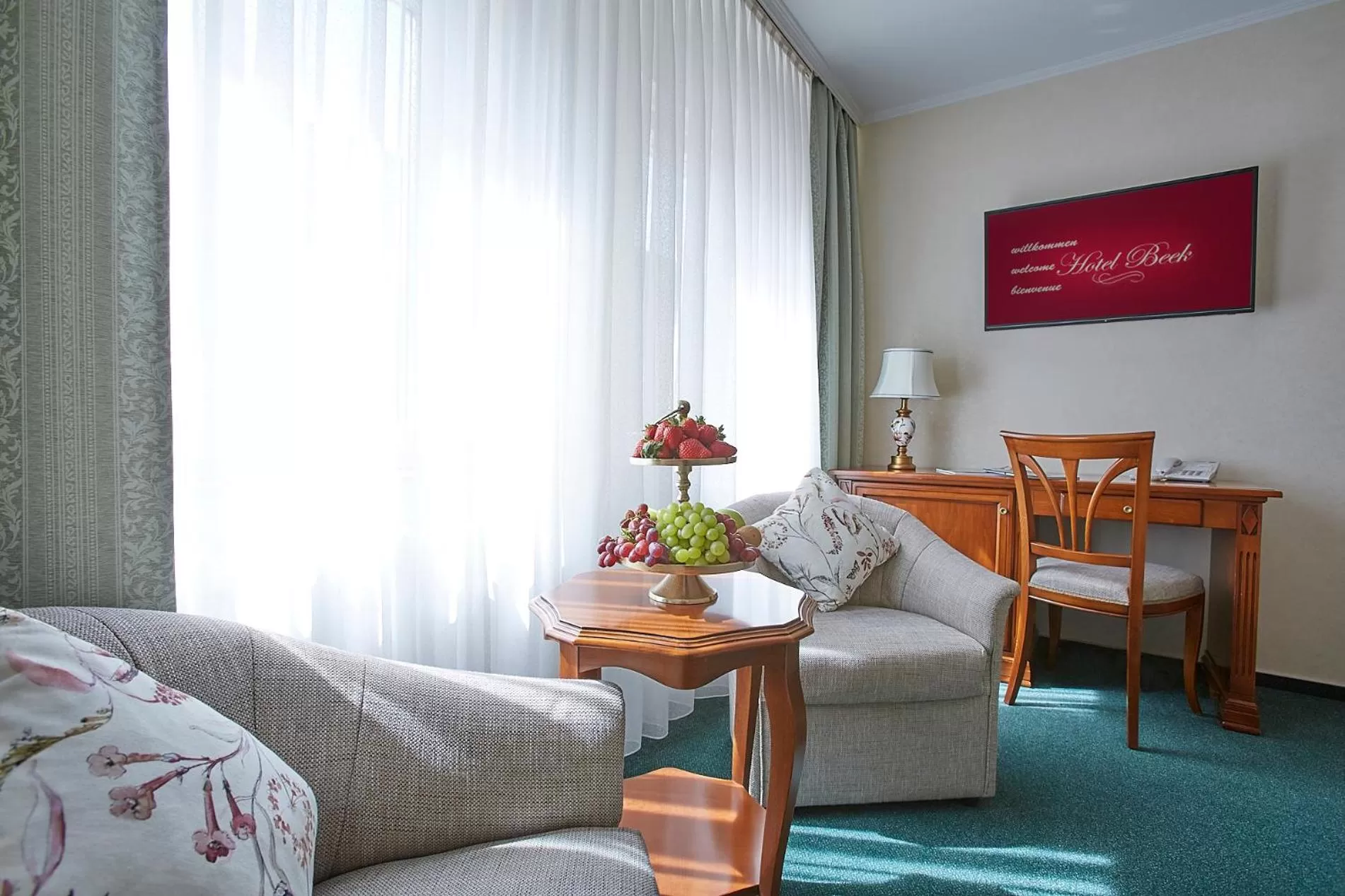 Photo of the whole room in Hotel Beek by Anna