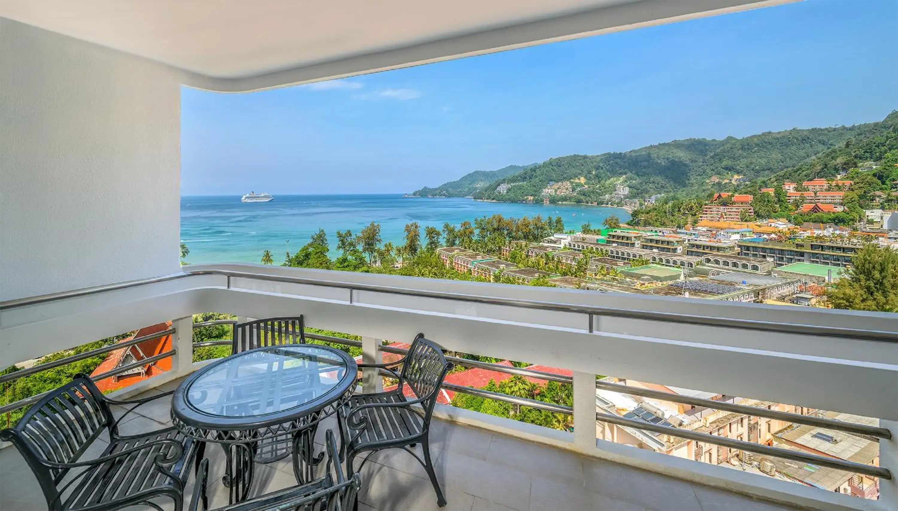 Sea view in Andaman Beach Suites Hotel, Patong Phuket Sea view in Andaman Beach Suites Hotel, Patong Phuket
