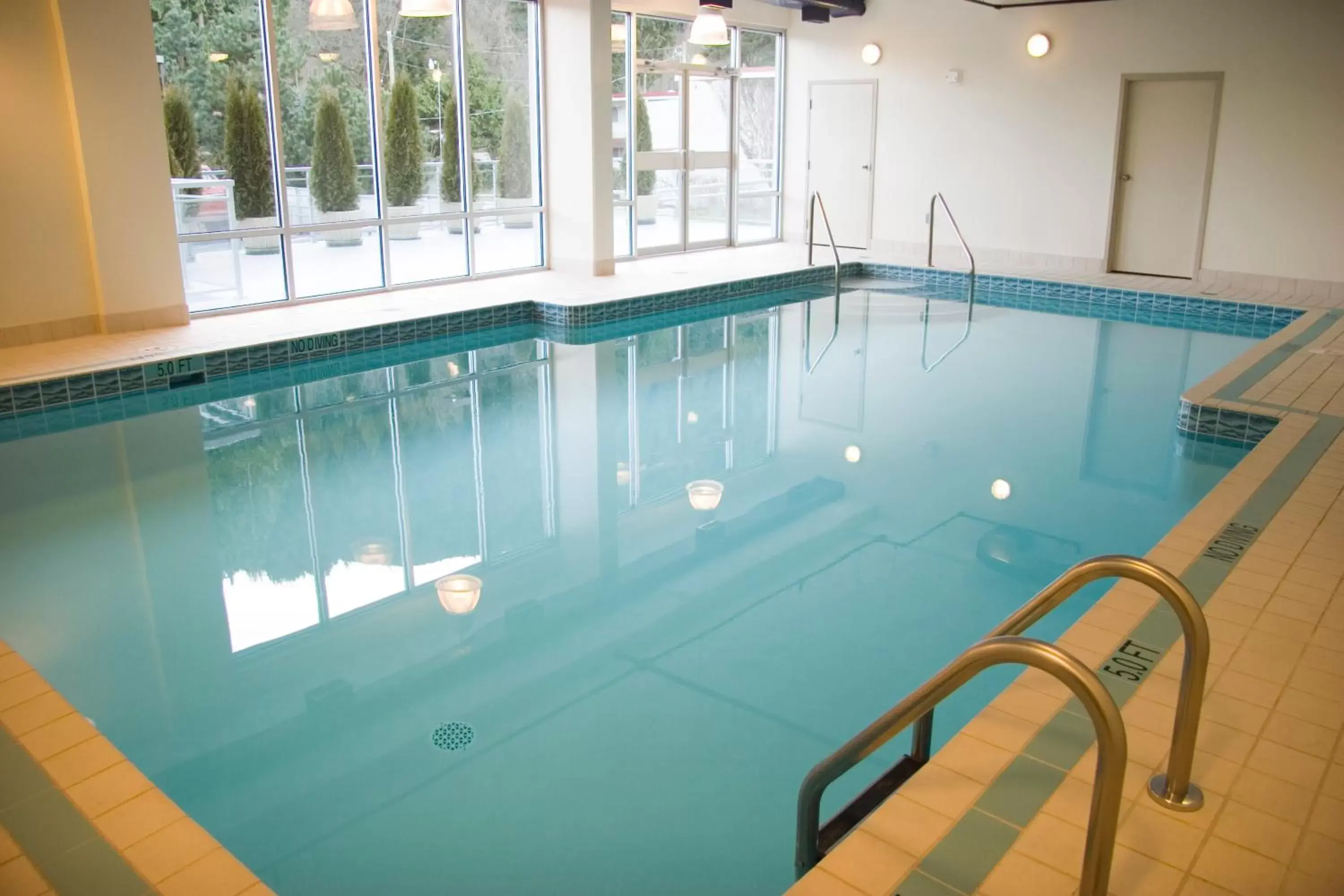 Swimming pool in Harrison Beach Hotel