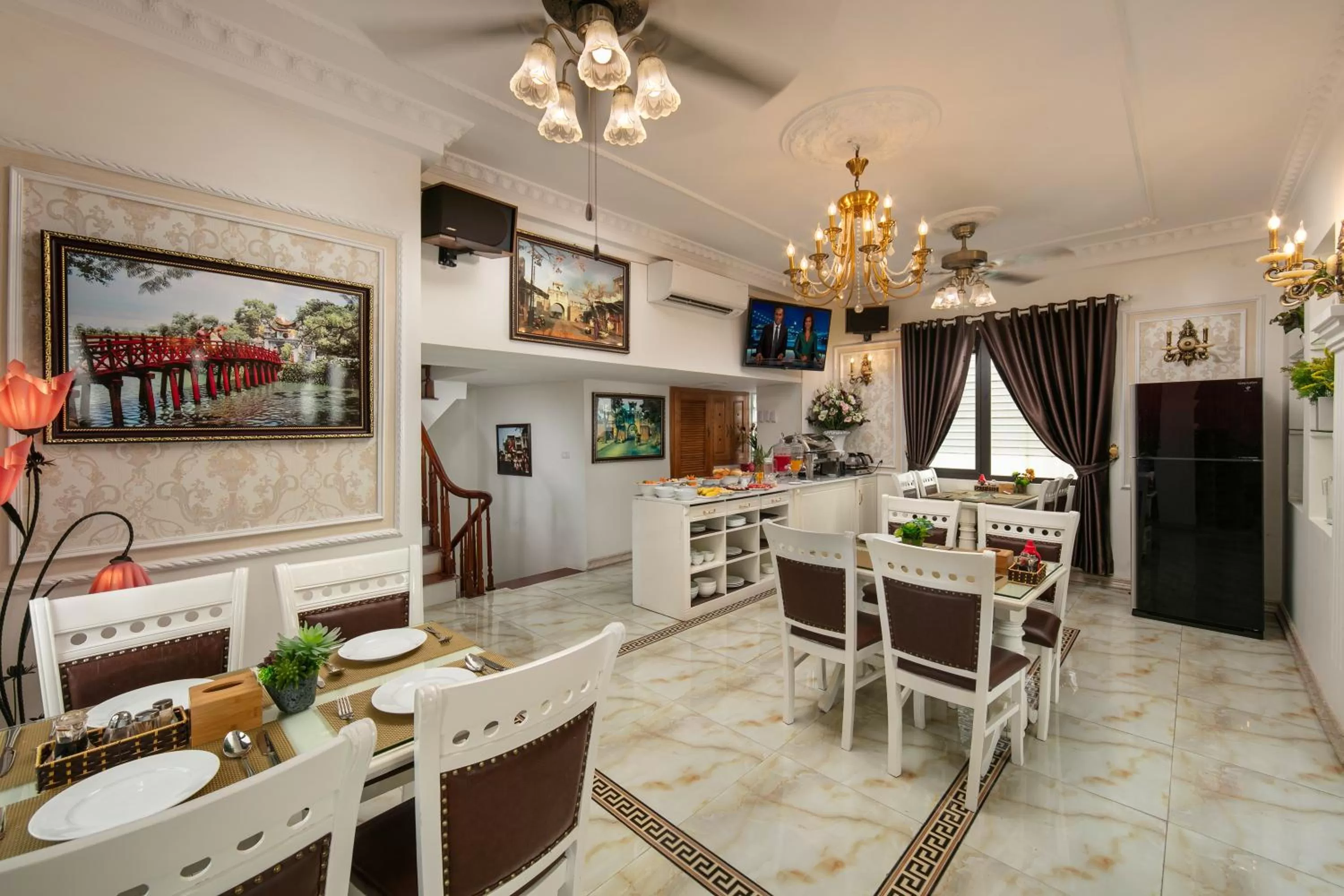 Food and drinks in TrangTrang Boutique Hotel