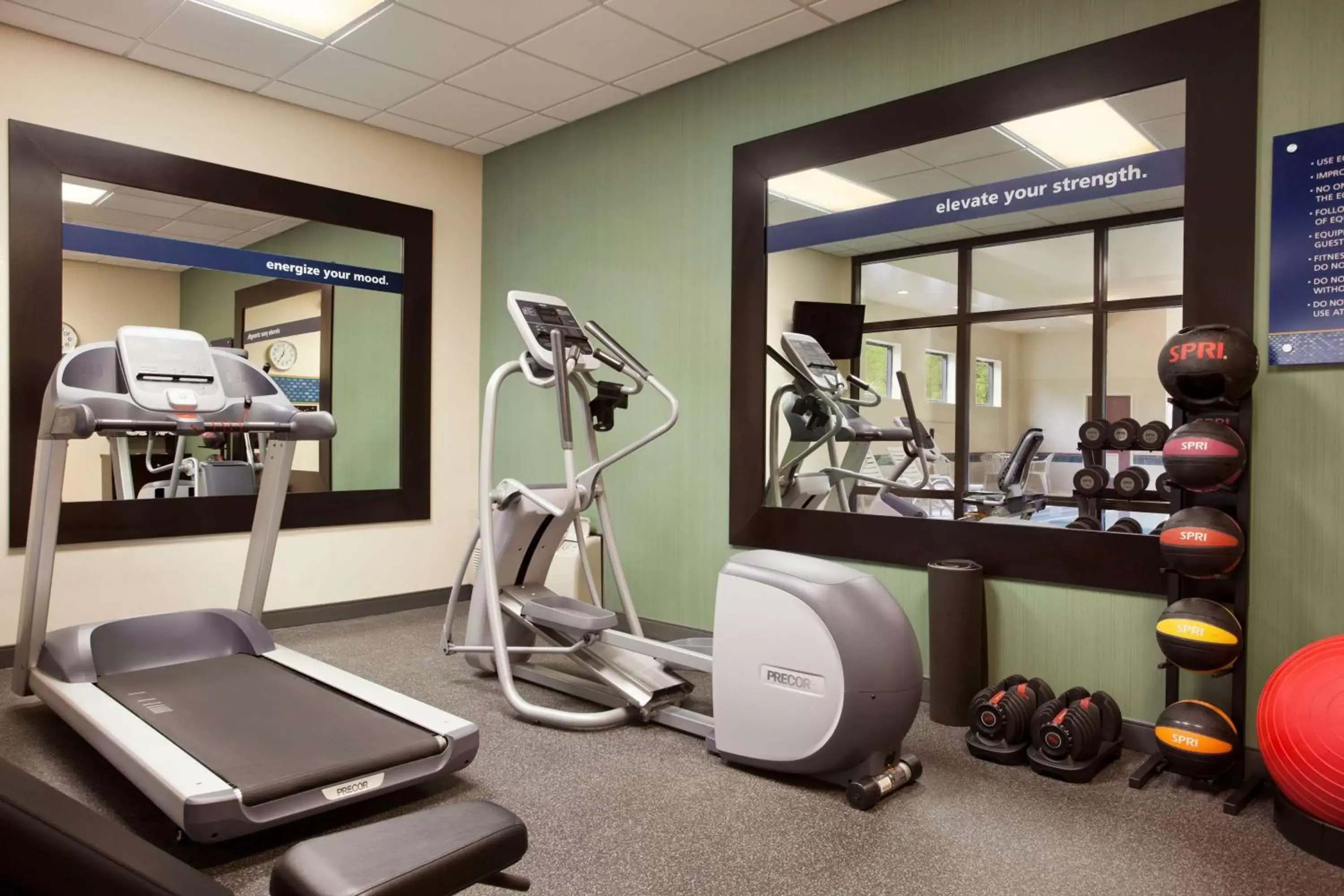 Fitness centre/facilities, Fitness Center/Facilities in Hampton Inn Quakertown