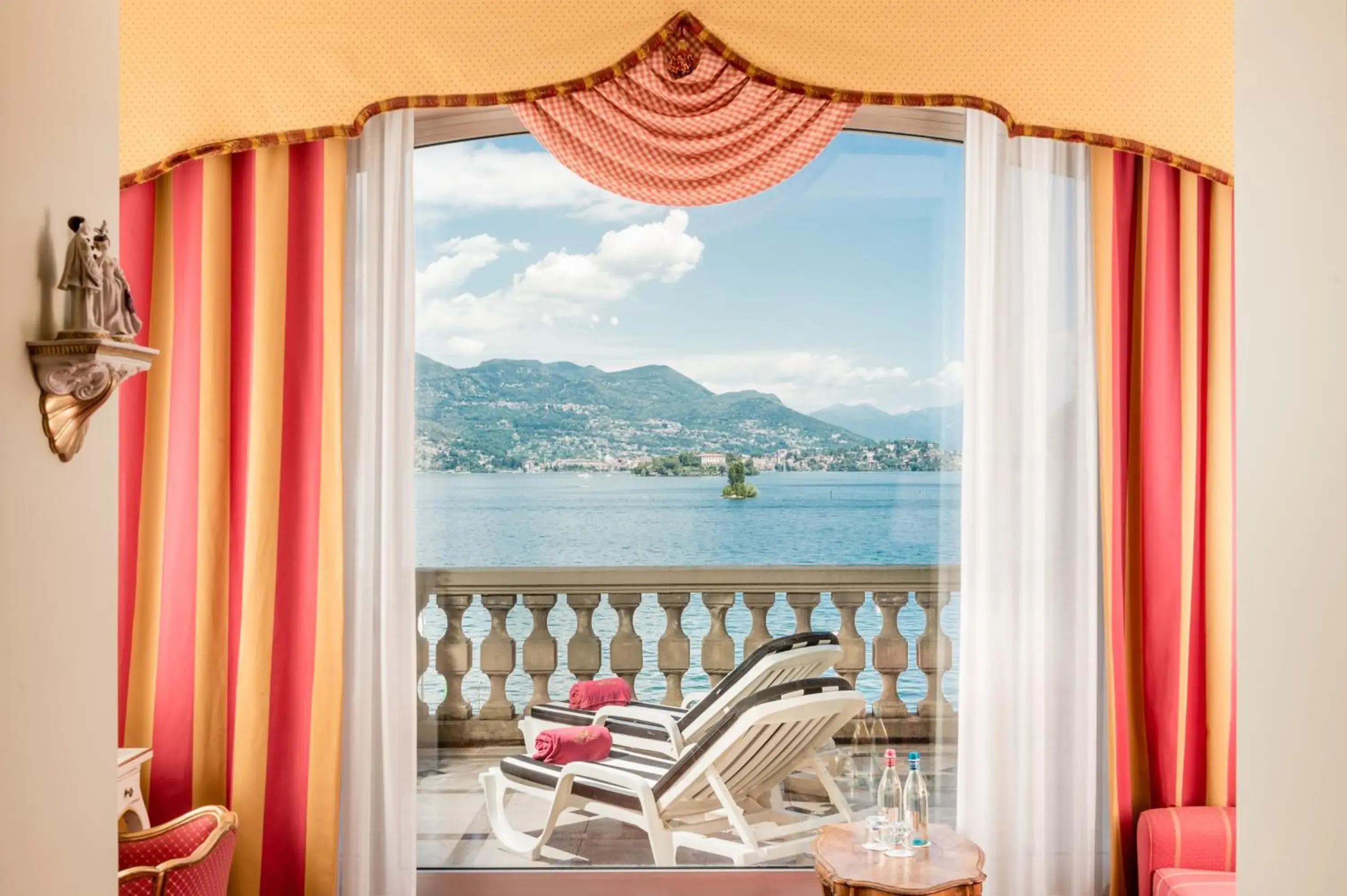Balcony/Terrace, Mountain View in Hotel Villa E Palazzo Aminta