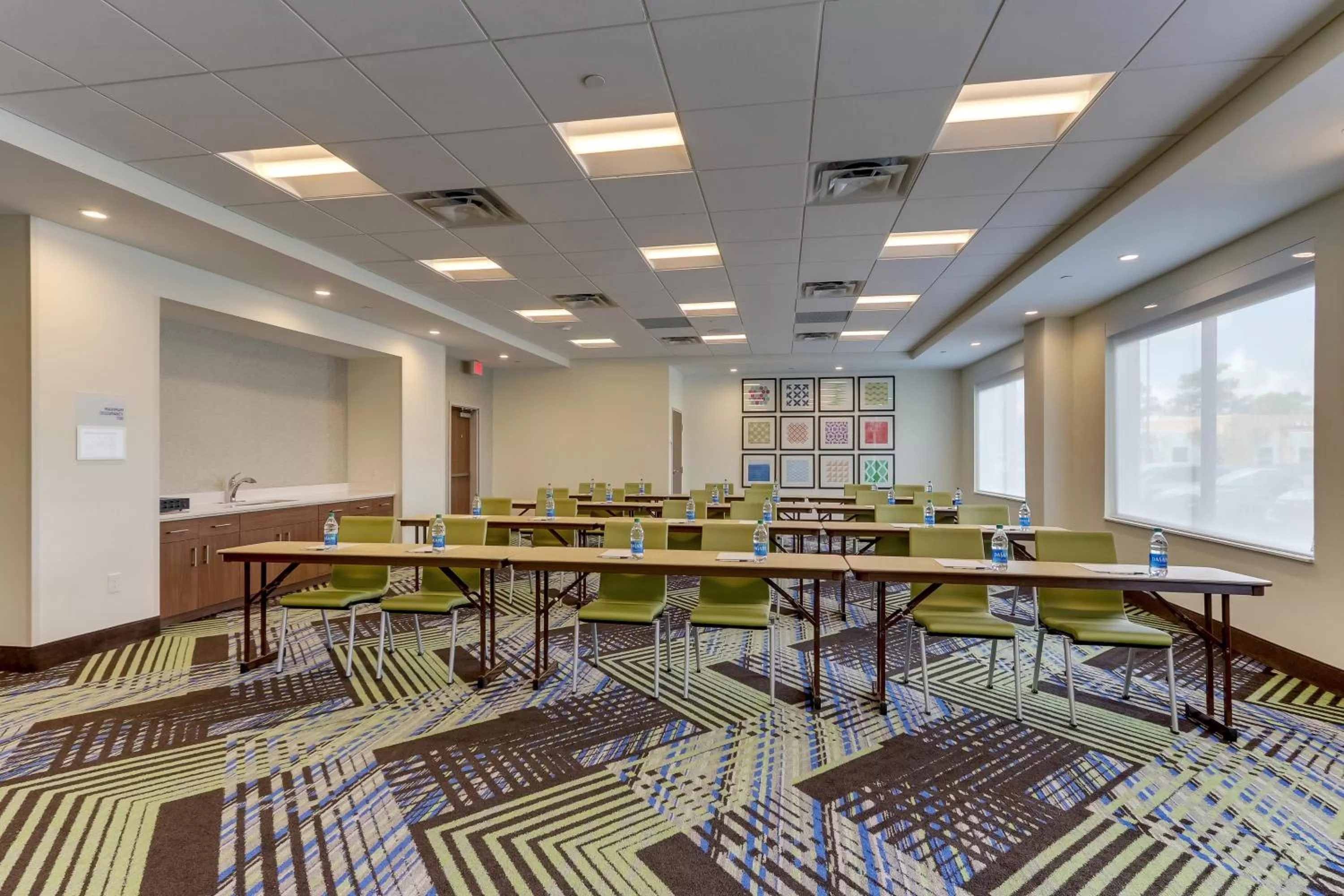 Meeting/conference room in Holiday Inn Express - Wilmington - Porters Neck by IHG