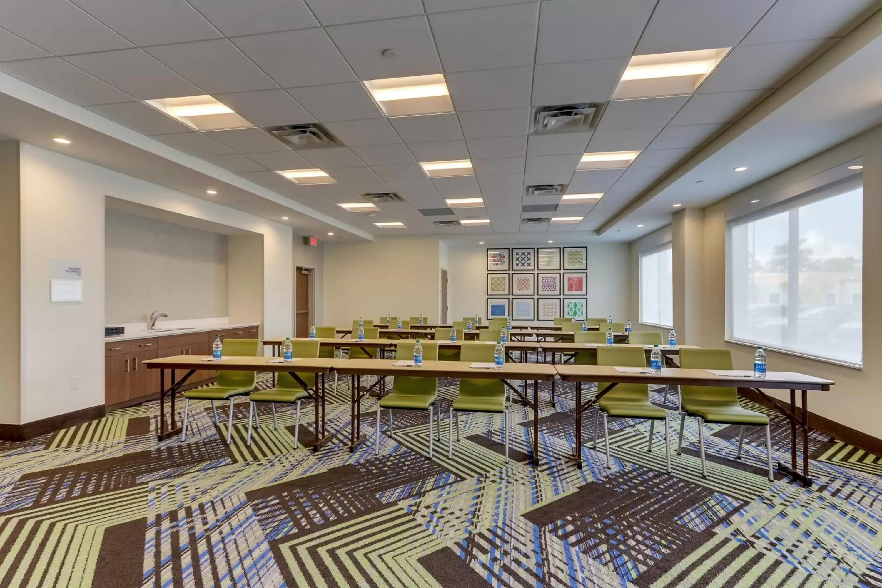 Meeting/conference room in Holiday Inn Express - Wilmington - Porters Neck, an IHG Hotel