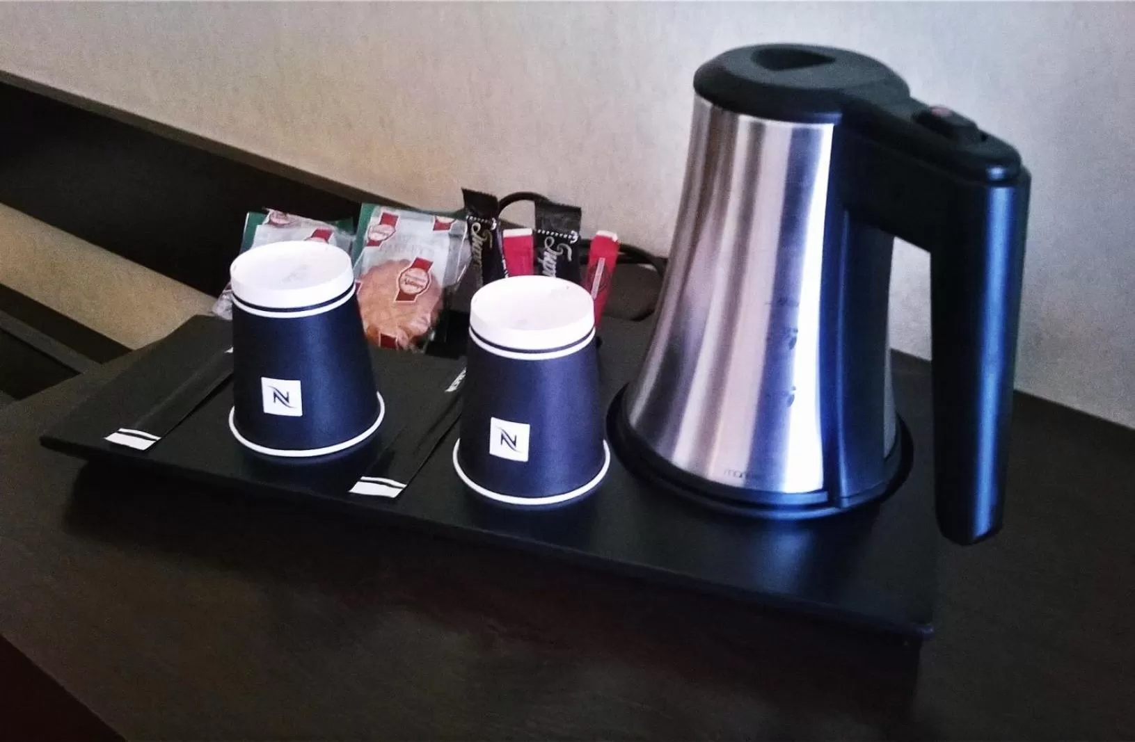 Coffee/tea facilities in Hôtel Spa Du Béryl