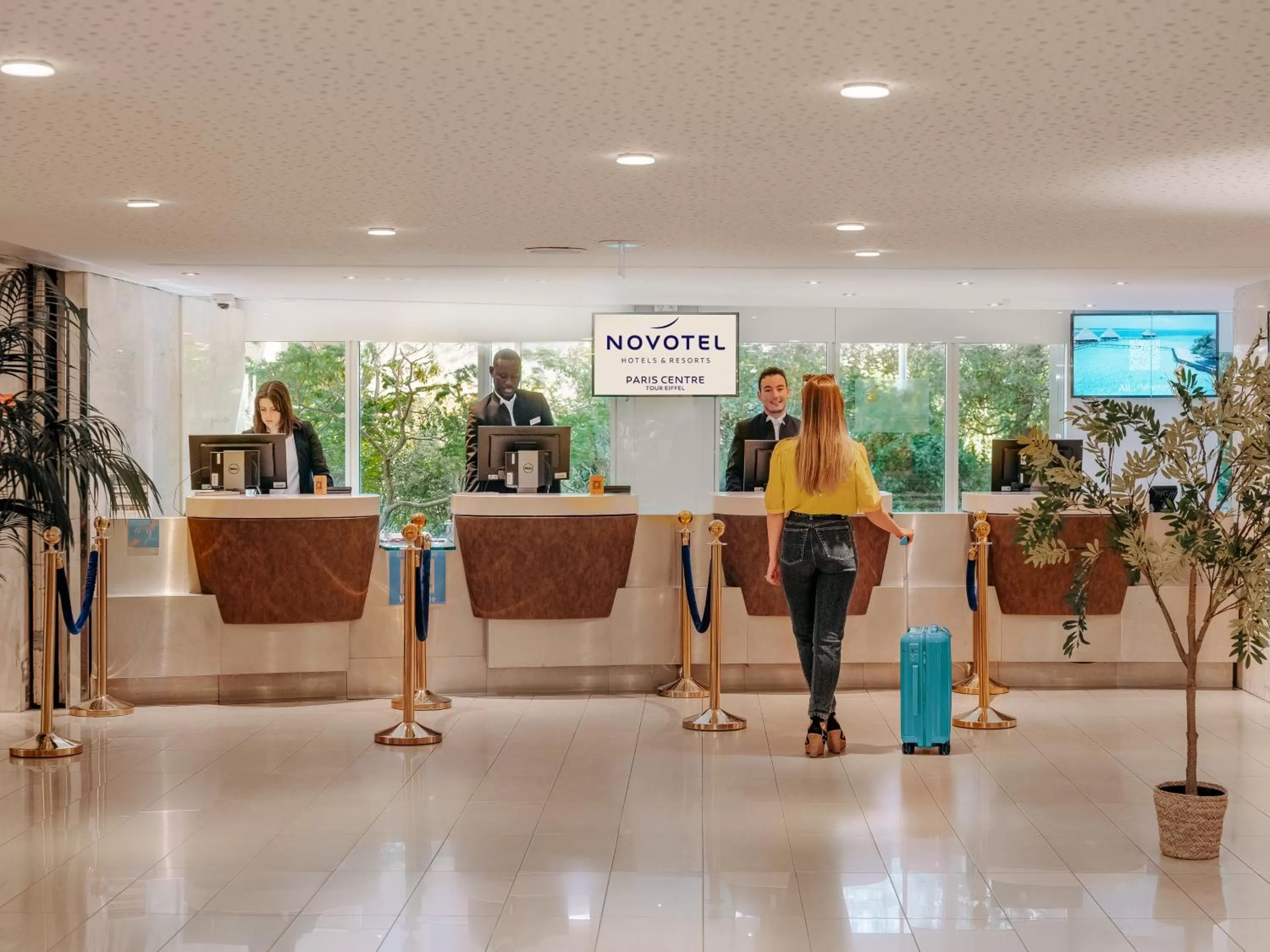 Lobby or reception in Novotel Paris Centre Tour Eiffel