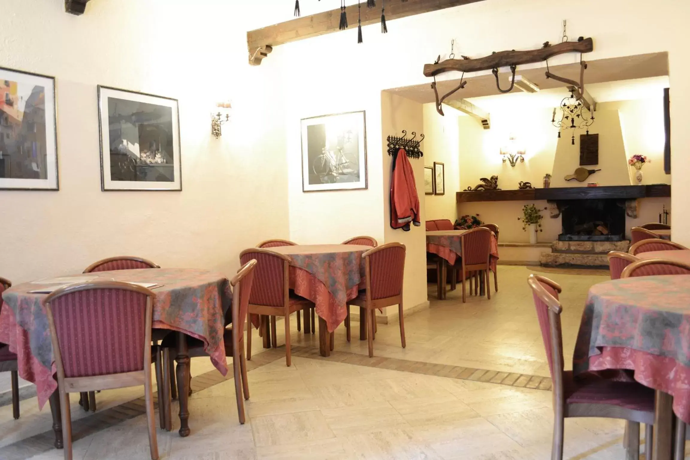 Lounge or bar, Restaurant/Places to Eat in Hotel Alle Vecchie Arcate