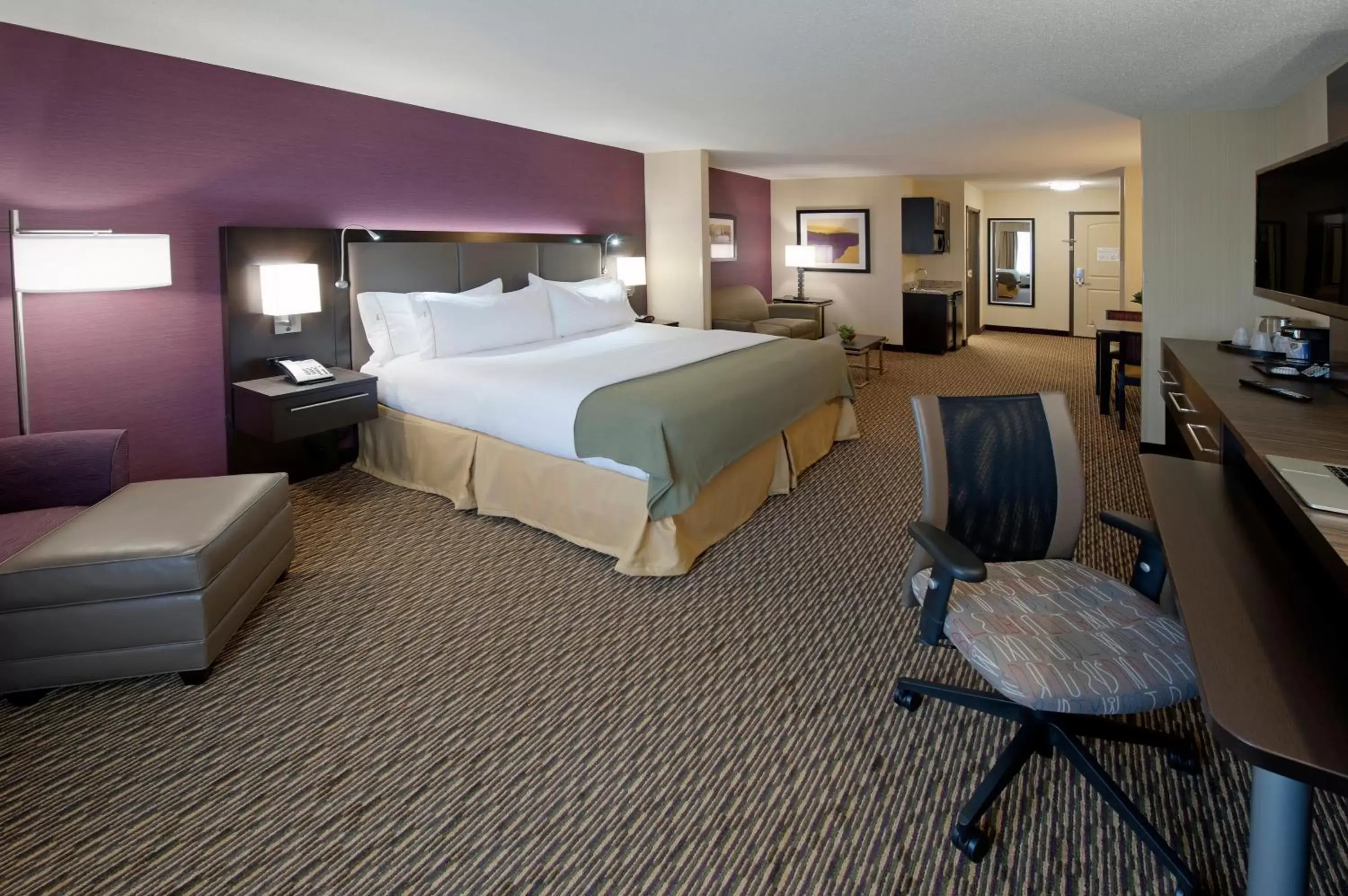 Photo of the whole room in Holiday Inn Express Hotel & Suites Clearfield, an IHG Hotel