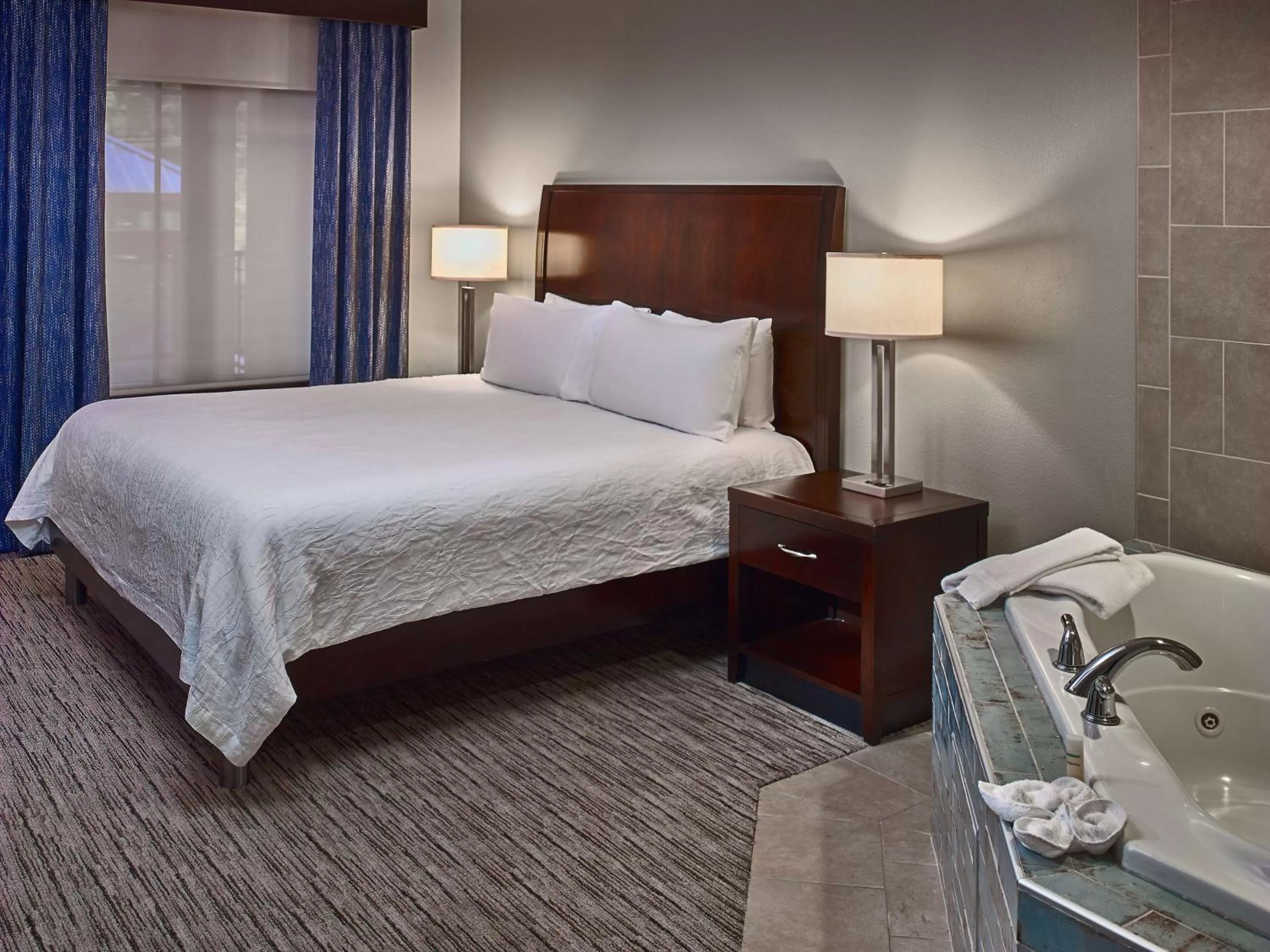 Bed in Hilton Garden Inn Gatlinburg