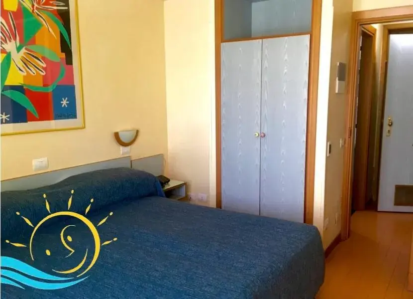 Double or Twin Room in Hotel Ping Pong Double or Twin Room in Hotel Ping Pong