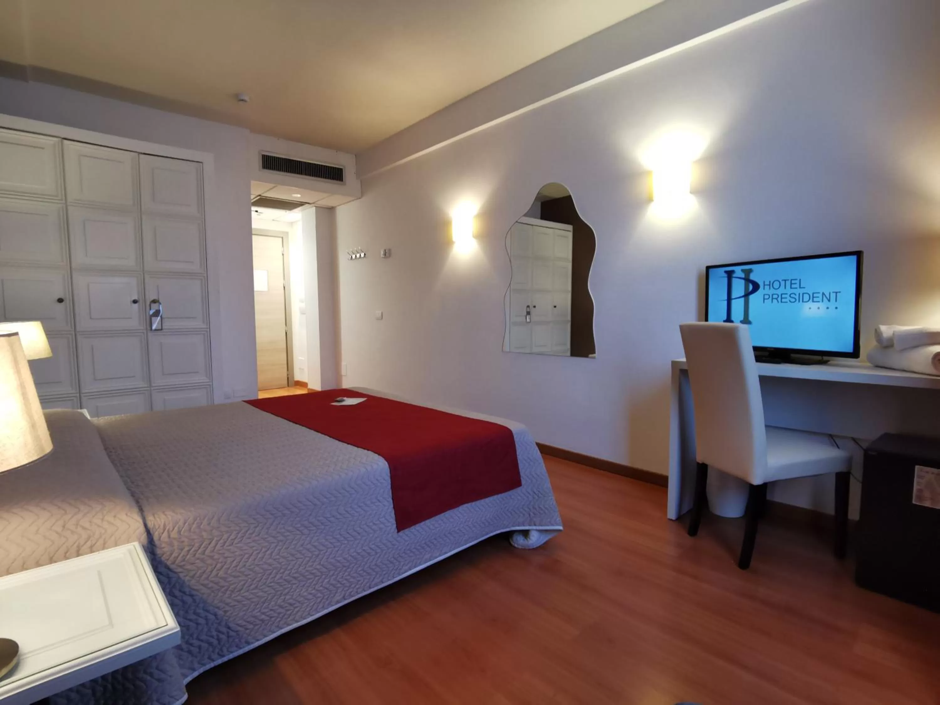 Bed in Hotel President