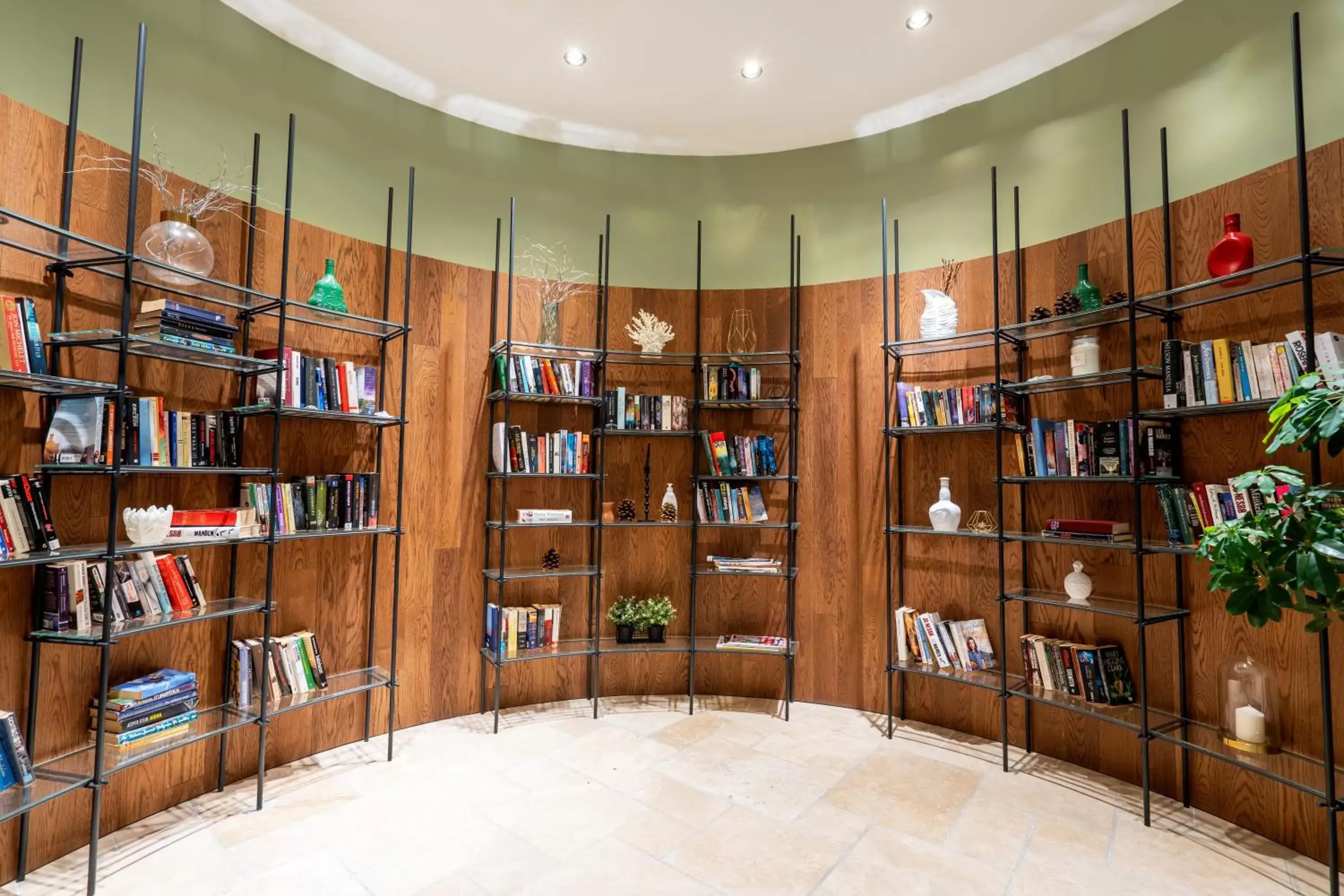 Library in Barut B Suites