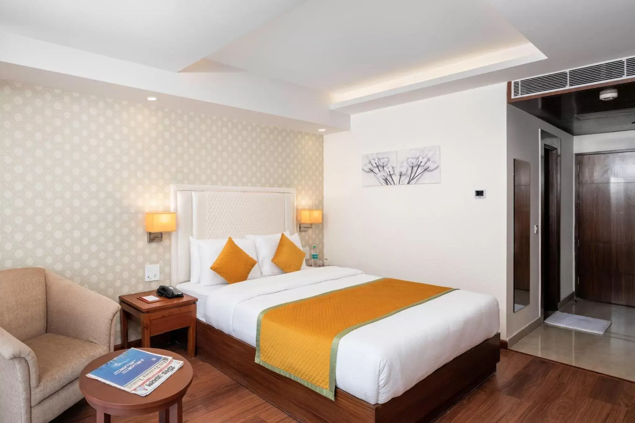 Deluxe Double Room - single occupancy in Cygnett Inn Paras Deluxe Double Room - single occupancy in Cygnett Inn Paras