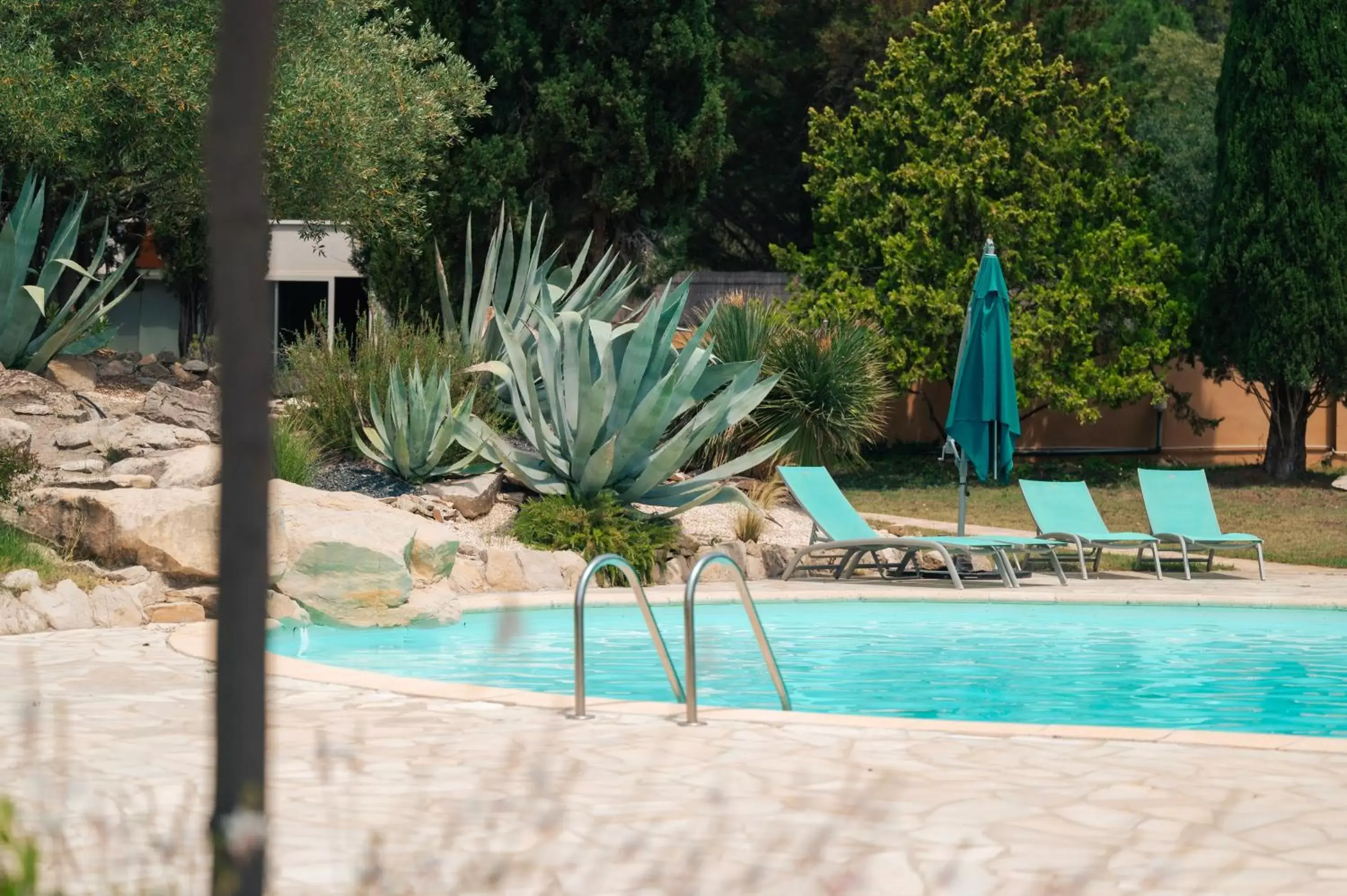 Spring, Swimming Pool in La Villa Vicha, The Originals Relais