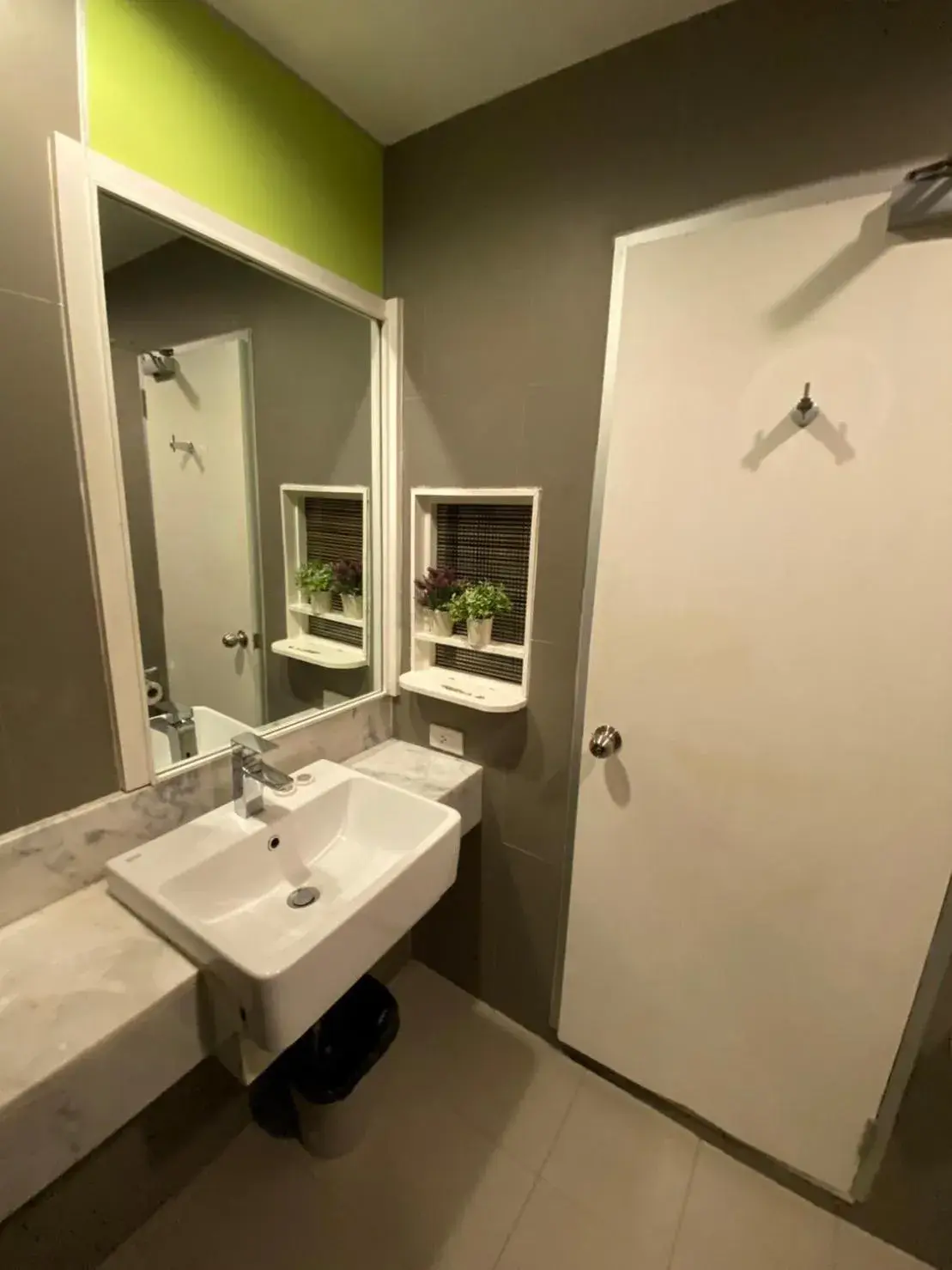Bathroom in Vinary Hotel Sukhumvit - SHA EXTRA Plus