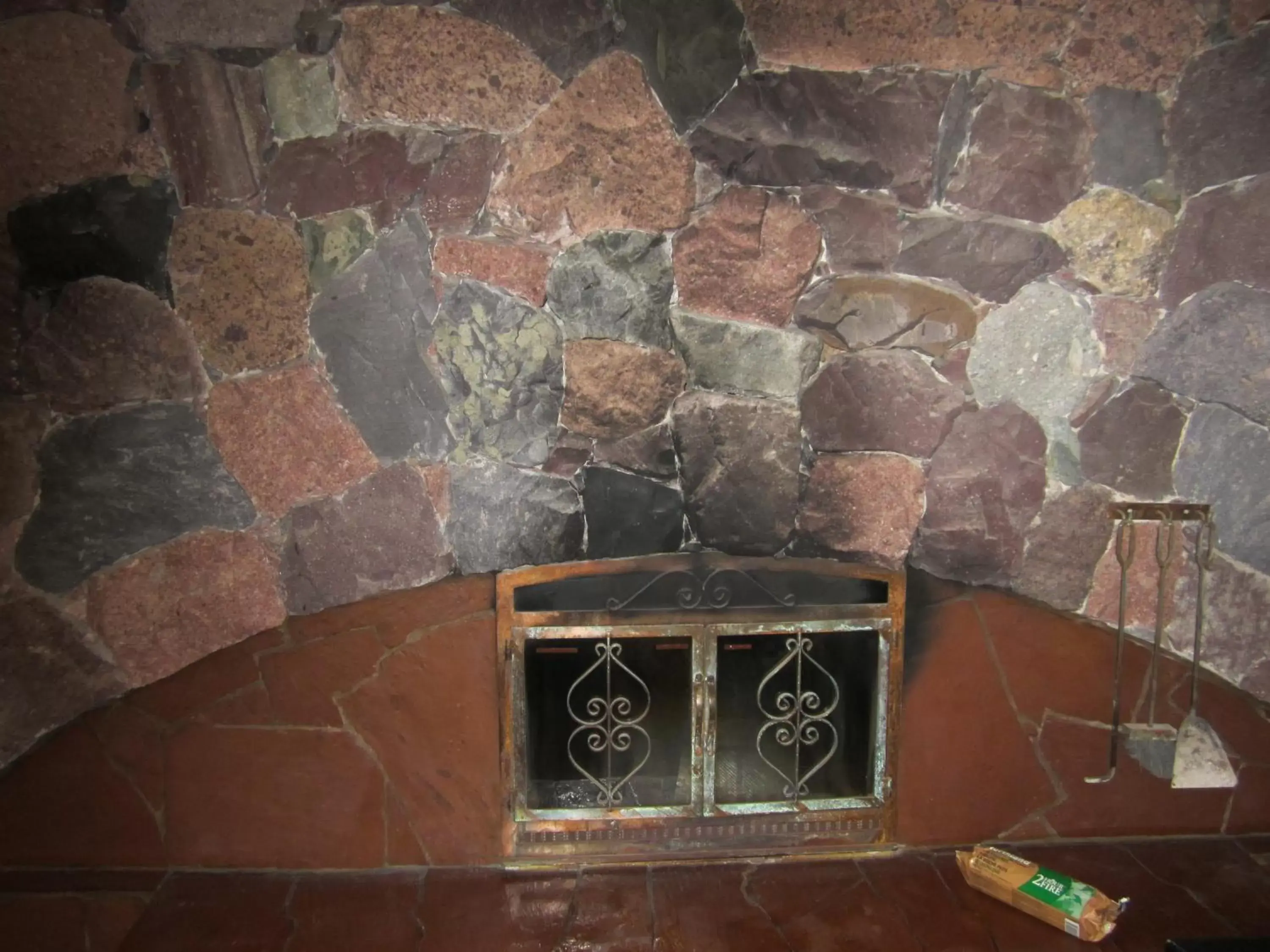 Living room in The Lodge At Skeena Landing