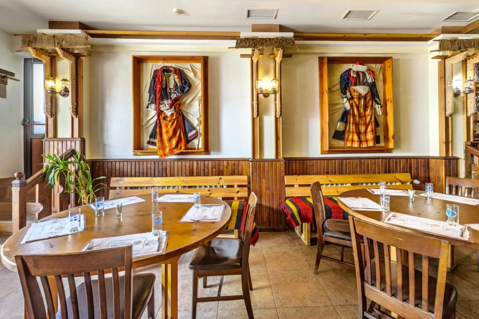 Restaurant/places to eat in Vitoshko Lale Hotel