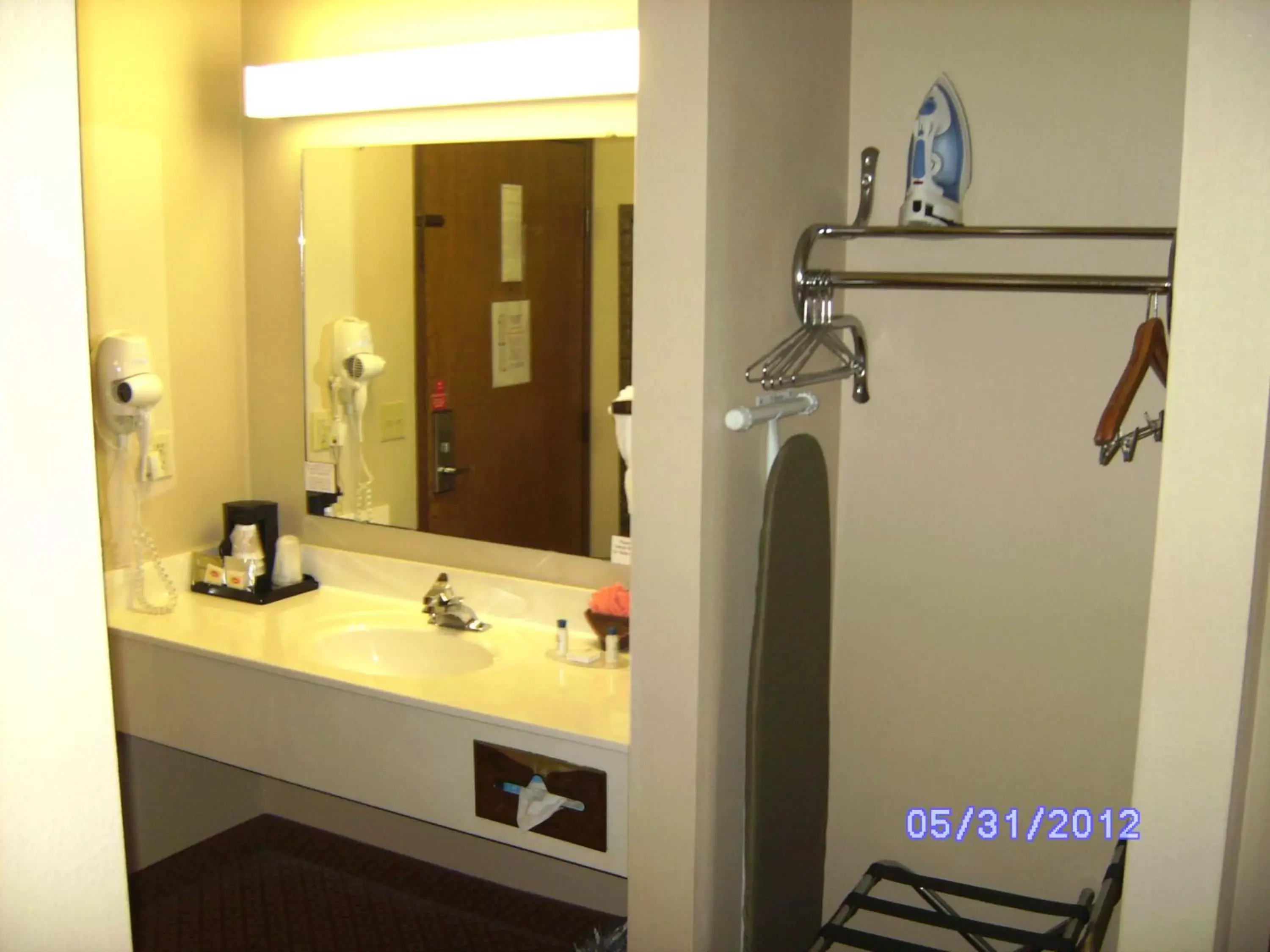 Bathroom in All American Inn & Suites Branson