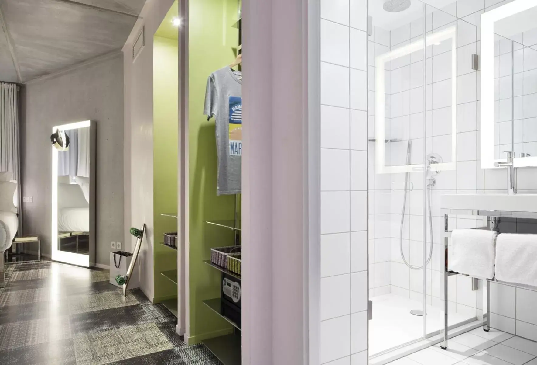 Shower, Bathroom in Mama Shelter Marseille