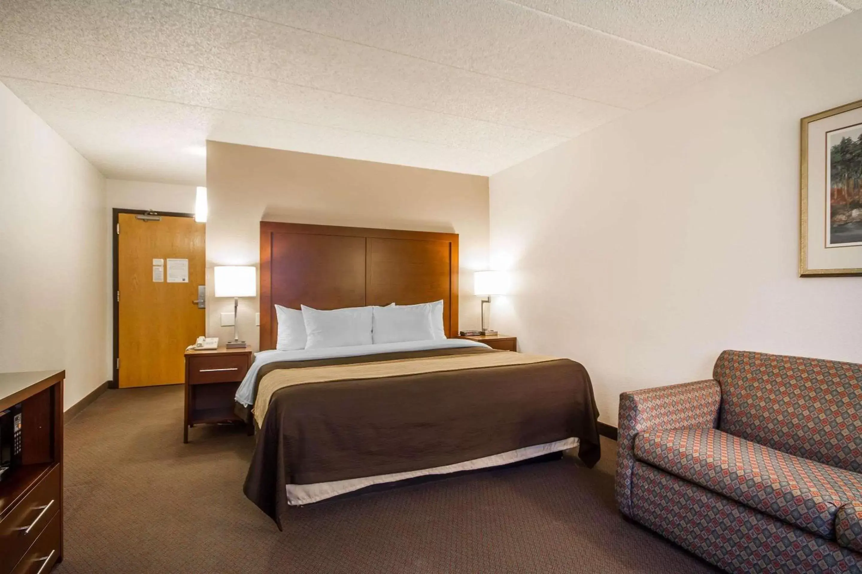 Photo of the whole room in Comfort Inn & Suites Madison - Airport