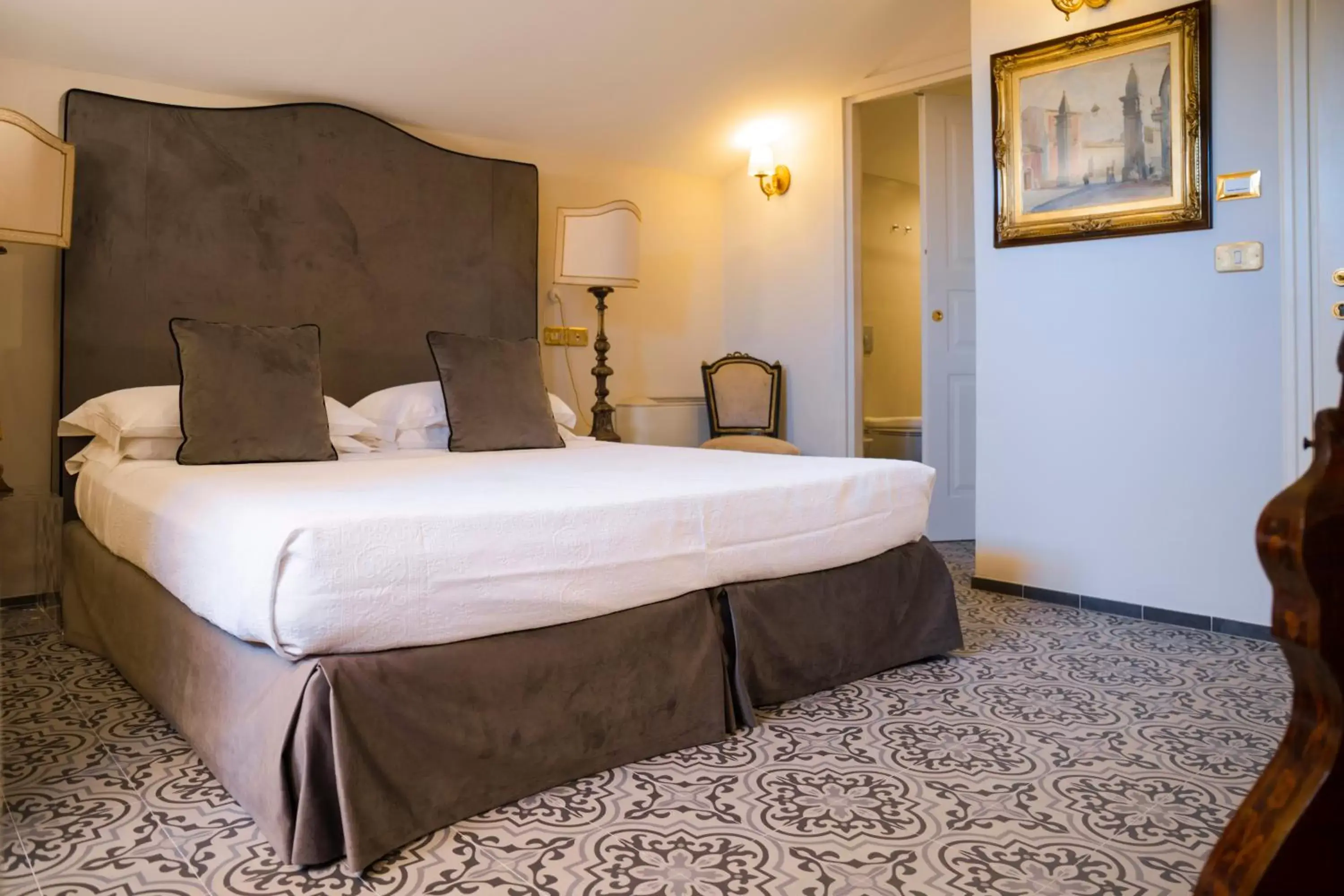 Bed in Hotel Villa Taormina