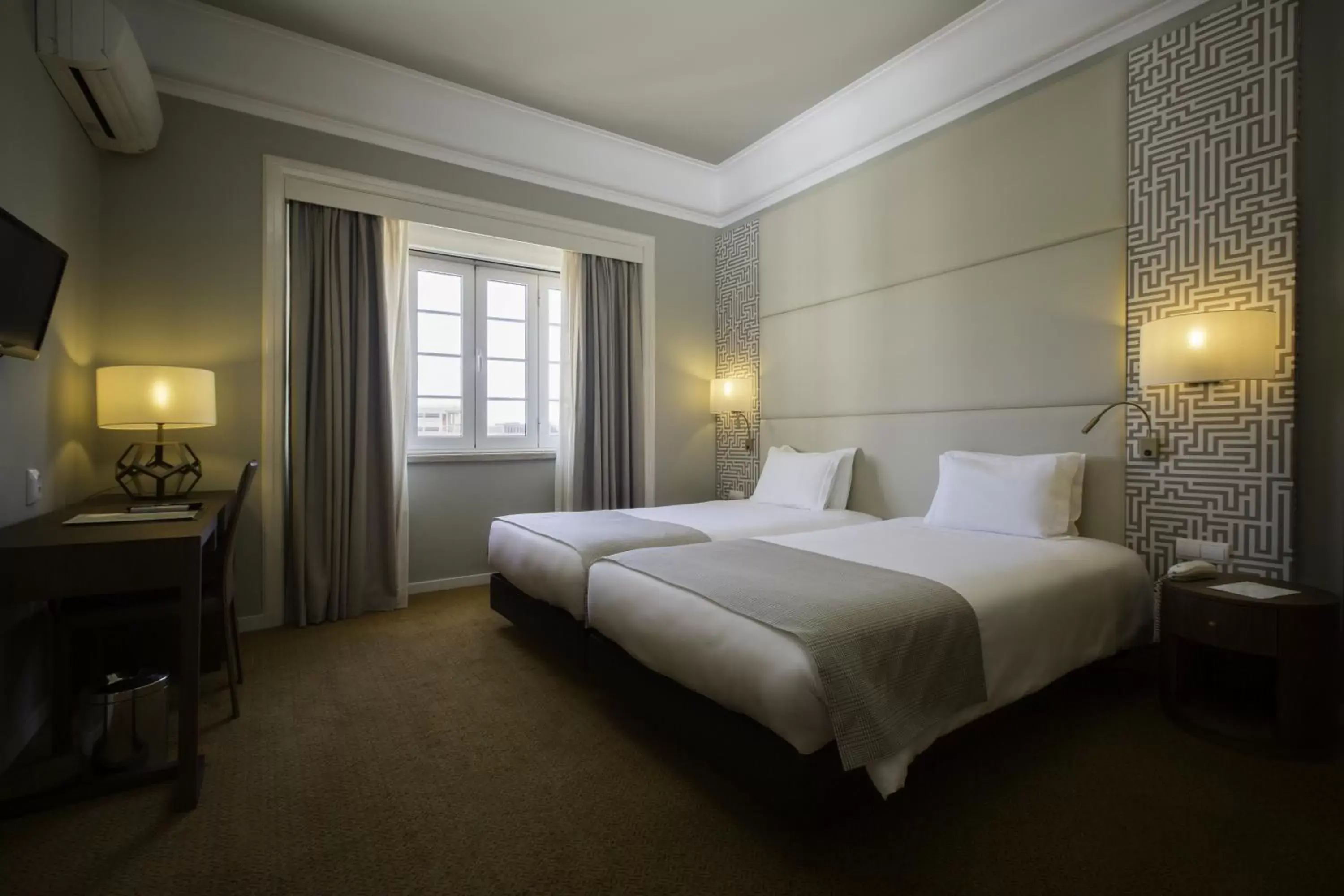 Day, Bed in Hotel Miraparque